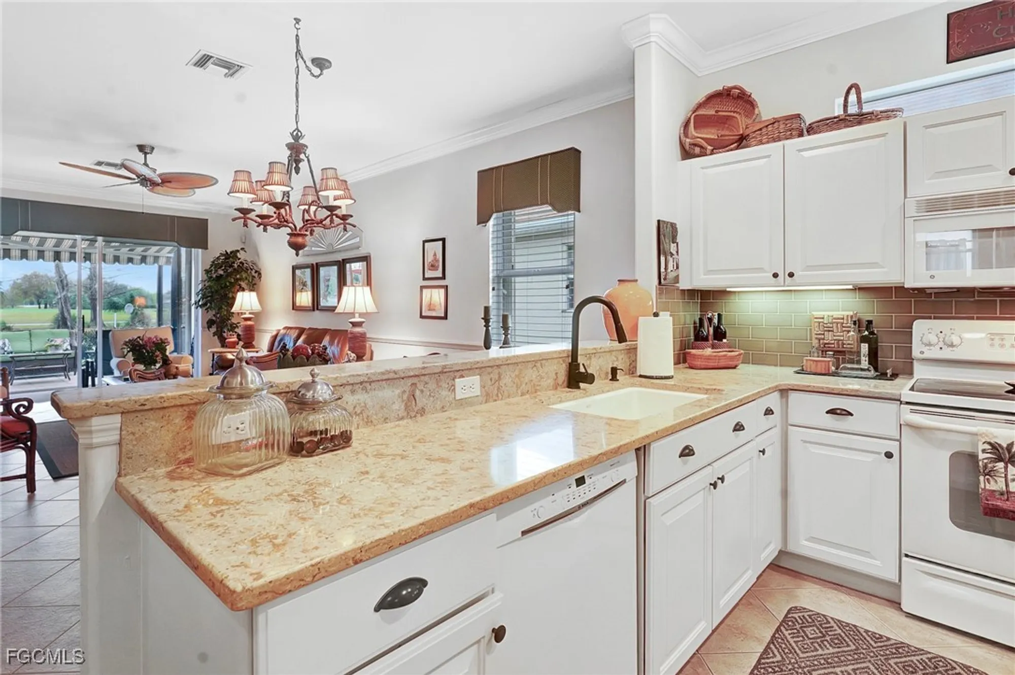 Property Slideshow image 16 of 50 | 8297 langshire way, Fort Myers, FL, 33912