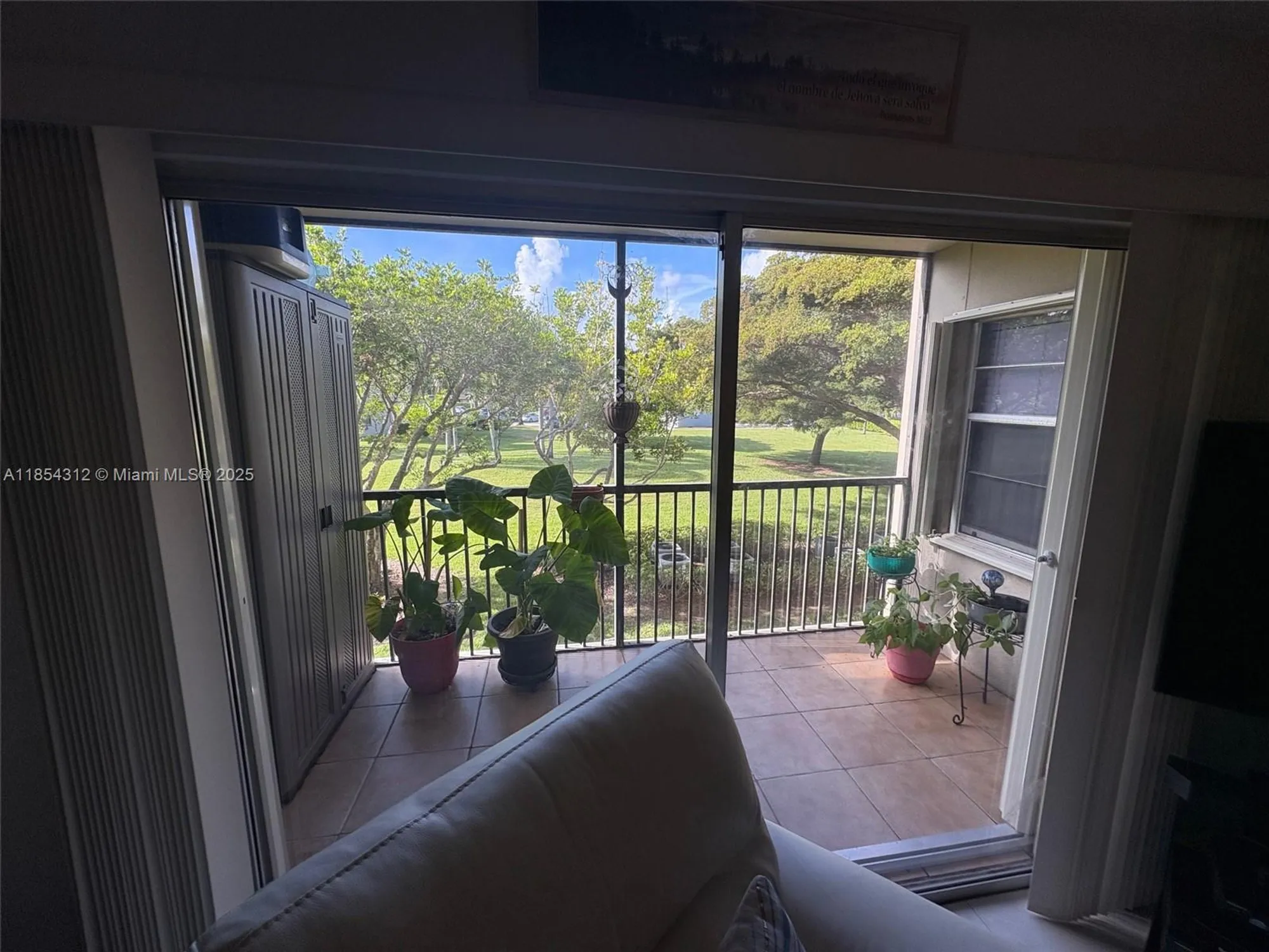 Property Slideshow image 17 of 25 | 12955 sw 16th ct 205m, Pembroke Pines, FL, 33027