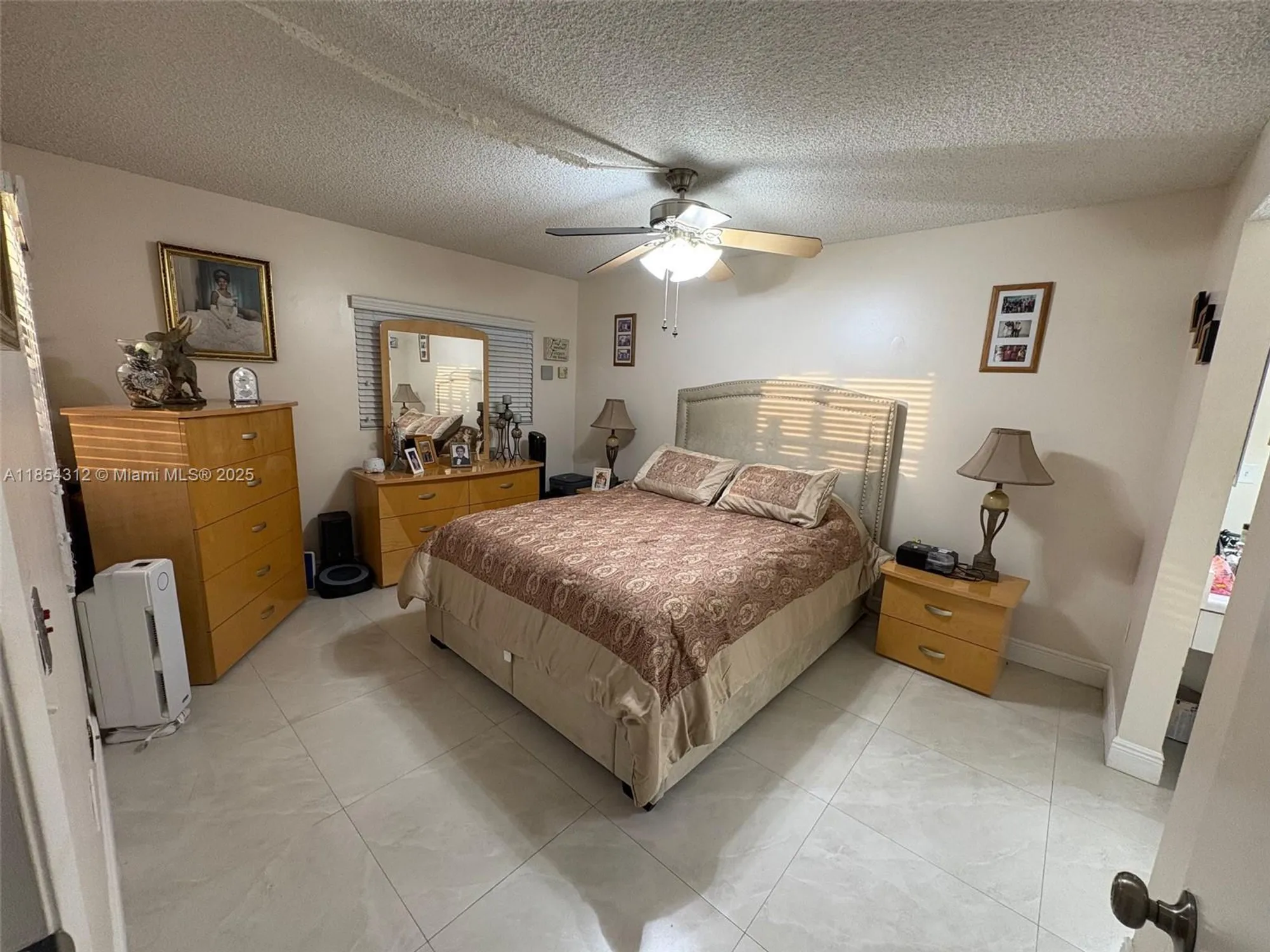 Property Slideshow image 6 of 25 | 12955 sw 16th ct 205m, Pembroke Pines, FL, 33027