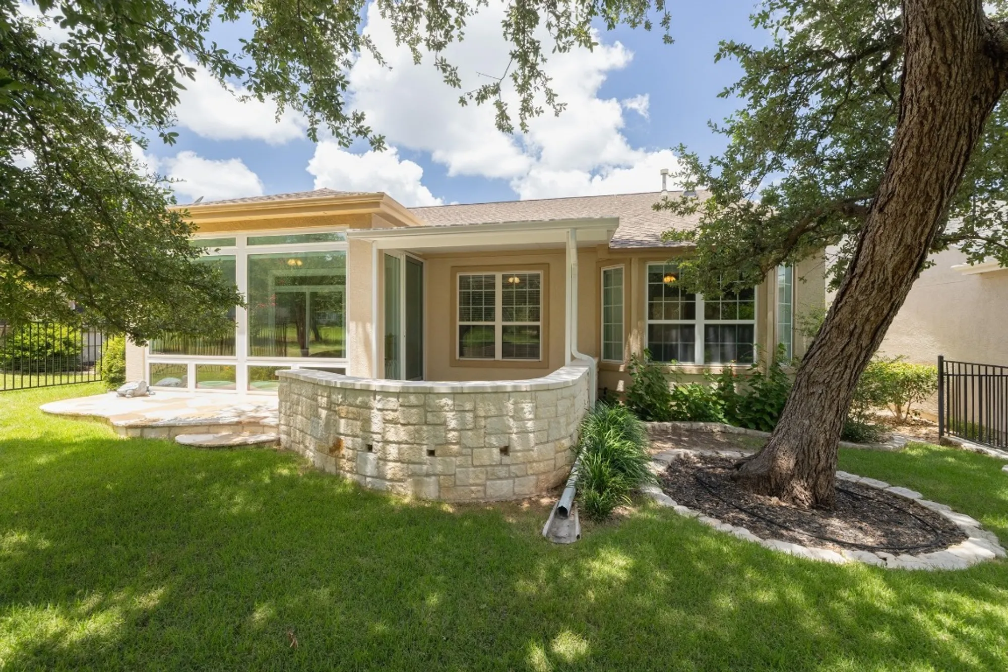 Property Slideshow image 29 of 40 | 302 rosecliff dr, Georgetown, TX, 78633