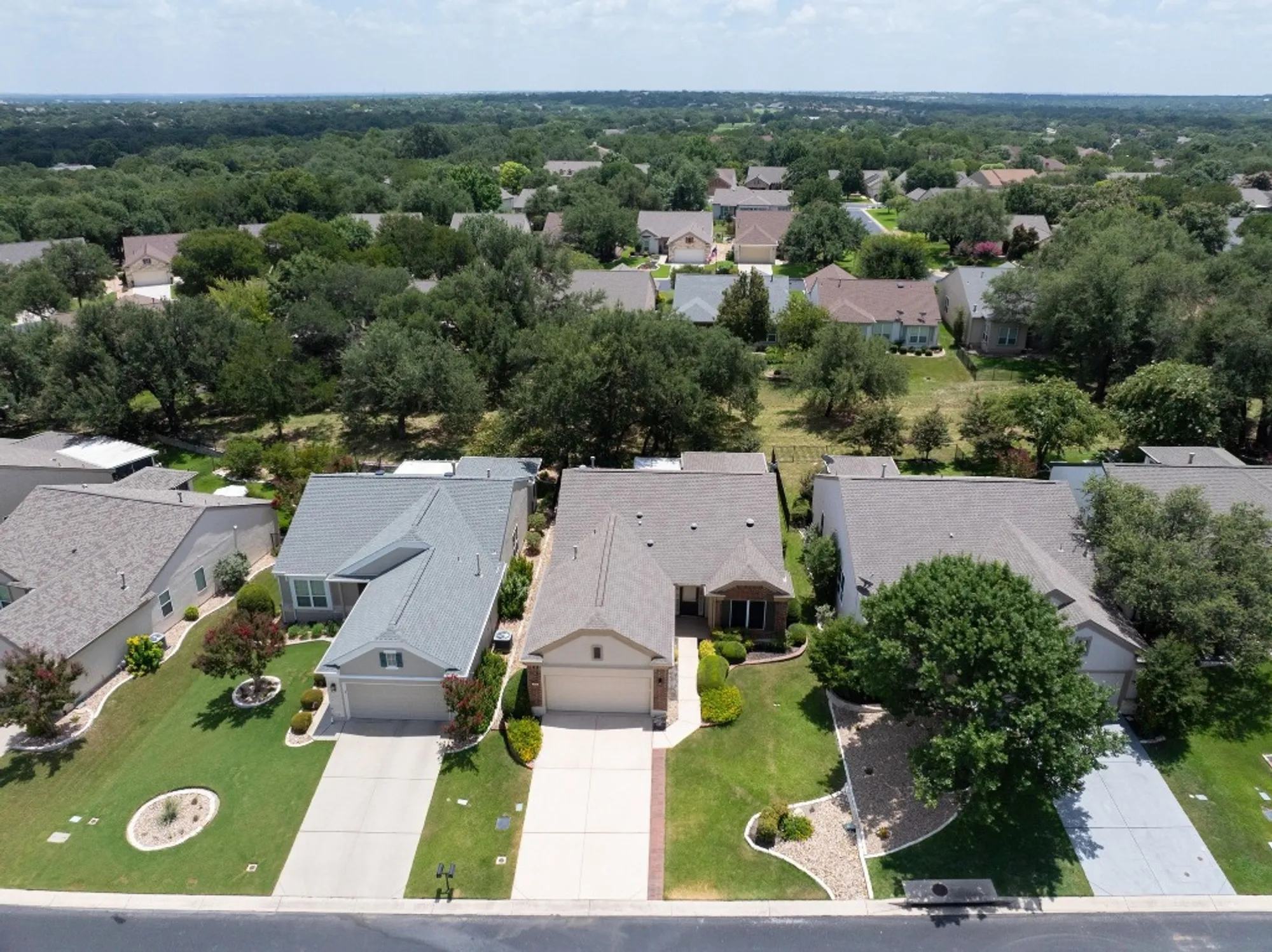 Property Slideshow image 31 of 40 | 302 rosecliff dr, Georgetown, TX, 78633