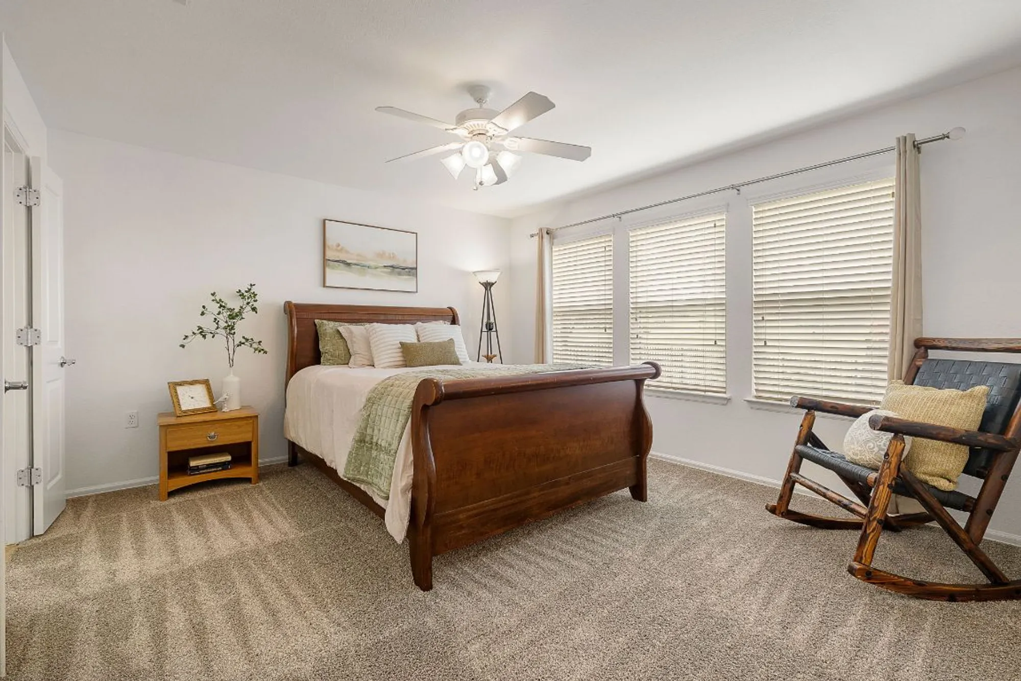 Property Slideshow image 14 of 22 | 607 salt creek ln, Georgetown, TX, 78633