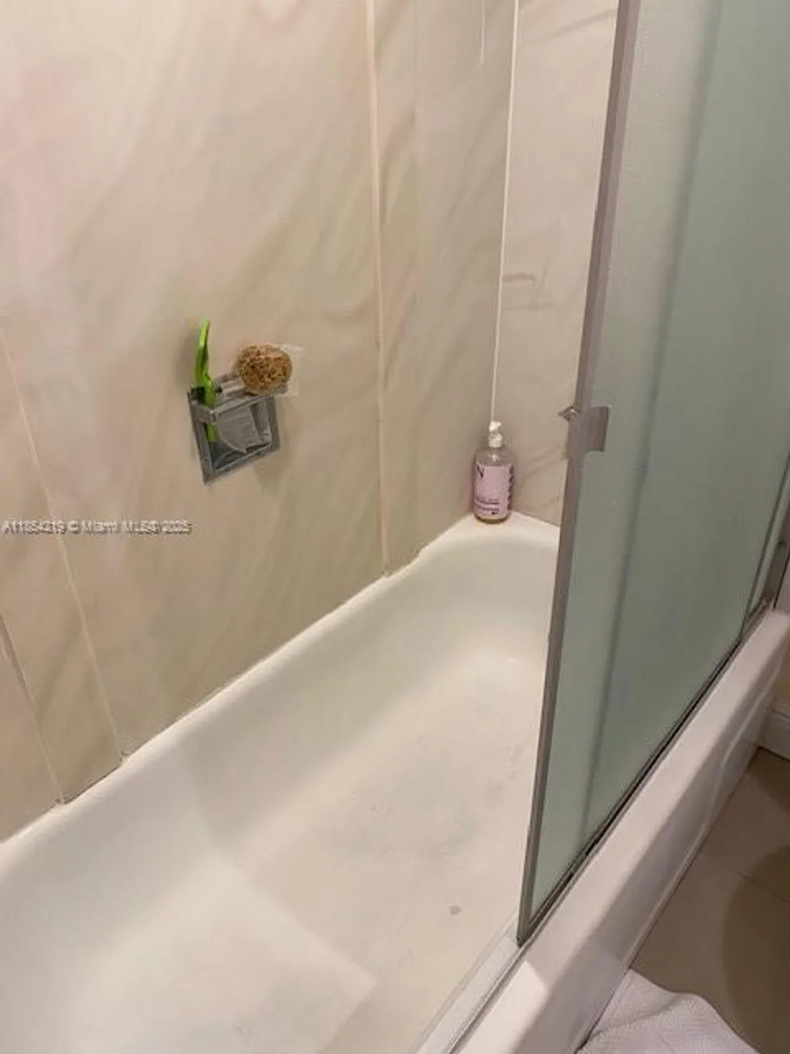 Property Slideshow image 15 of 22 | 5860 nw 44th st apt 102, Lauderhill, FL, 33319