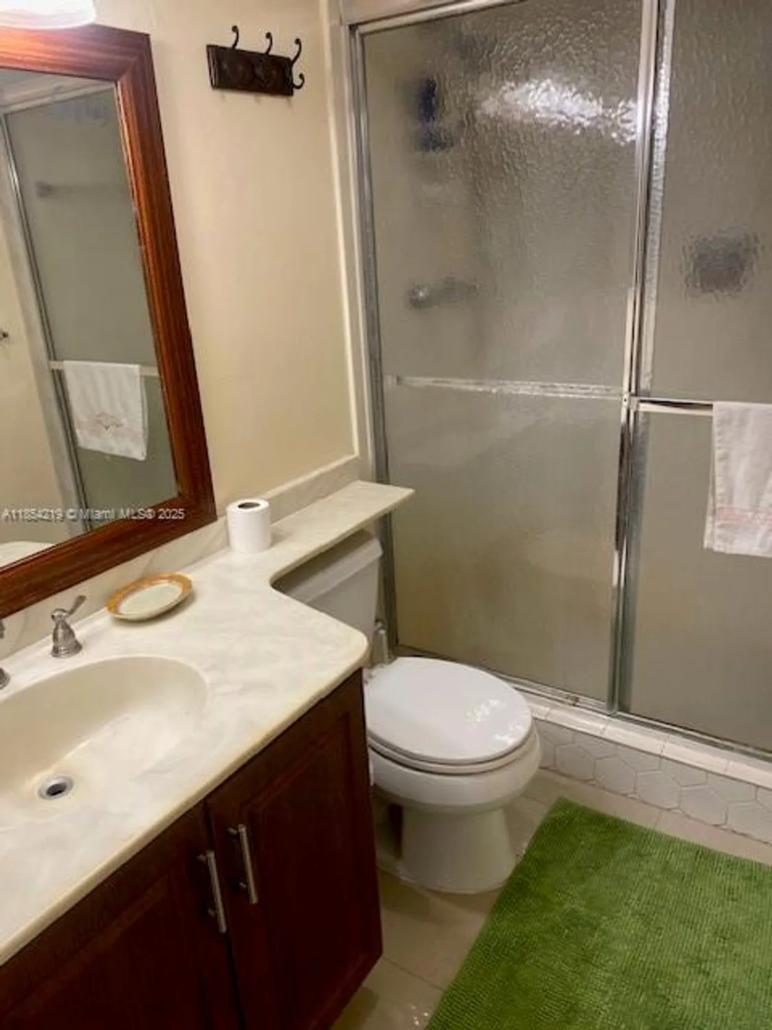 Property Slideshow image 17 of 22 | 5860 nw 44th st apt 102, Lauderhill, FL, 33319