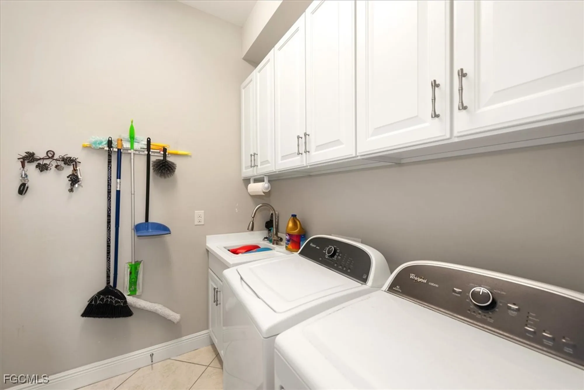 Property Slideshow image 15 of 33 | 10416 sirene way, Fort Myers, FL, 33913