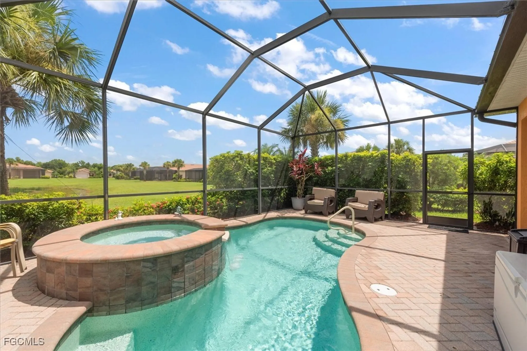 Property Slideshow image 11 of 33 | 10416 sirene way, Fort Myers, FL, 33913