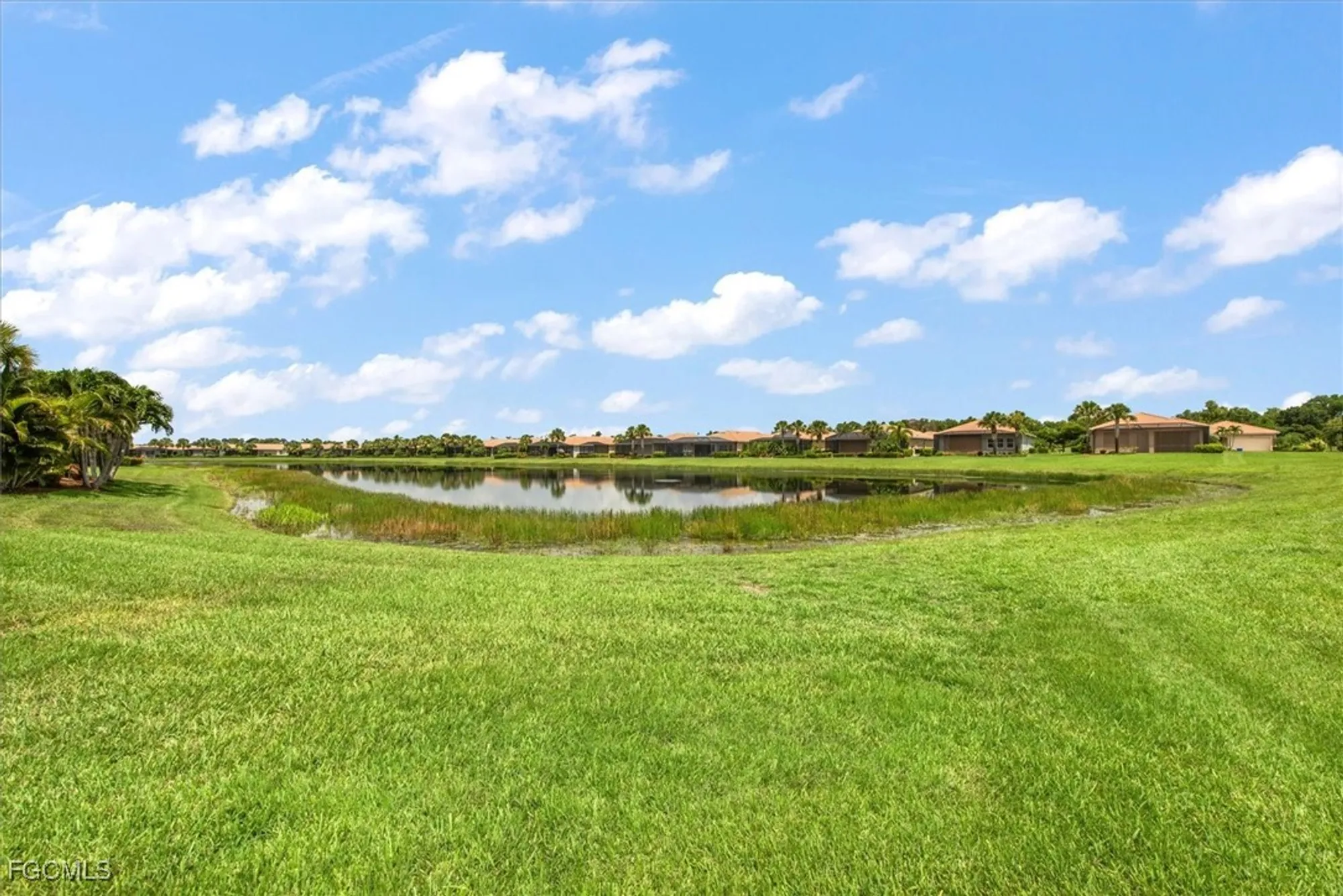 Property Slideshow image 28 of 33 | 10416 sirene way, Fort Myers, FL, 33913