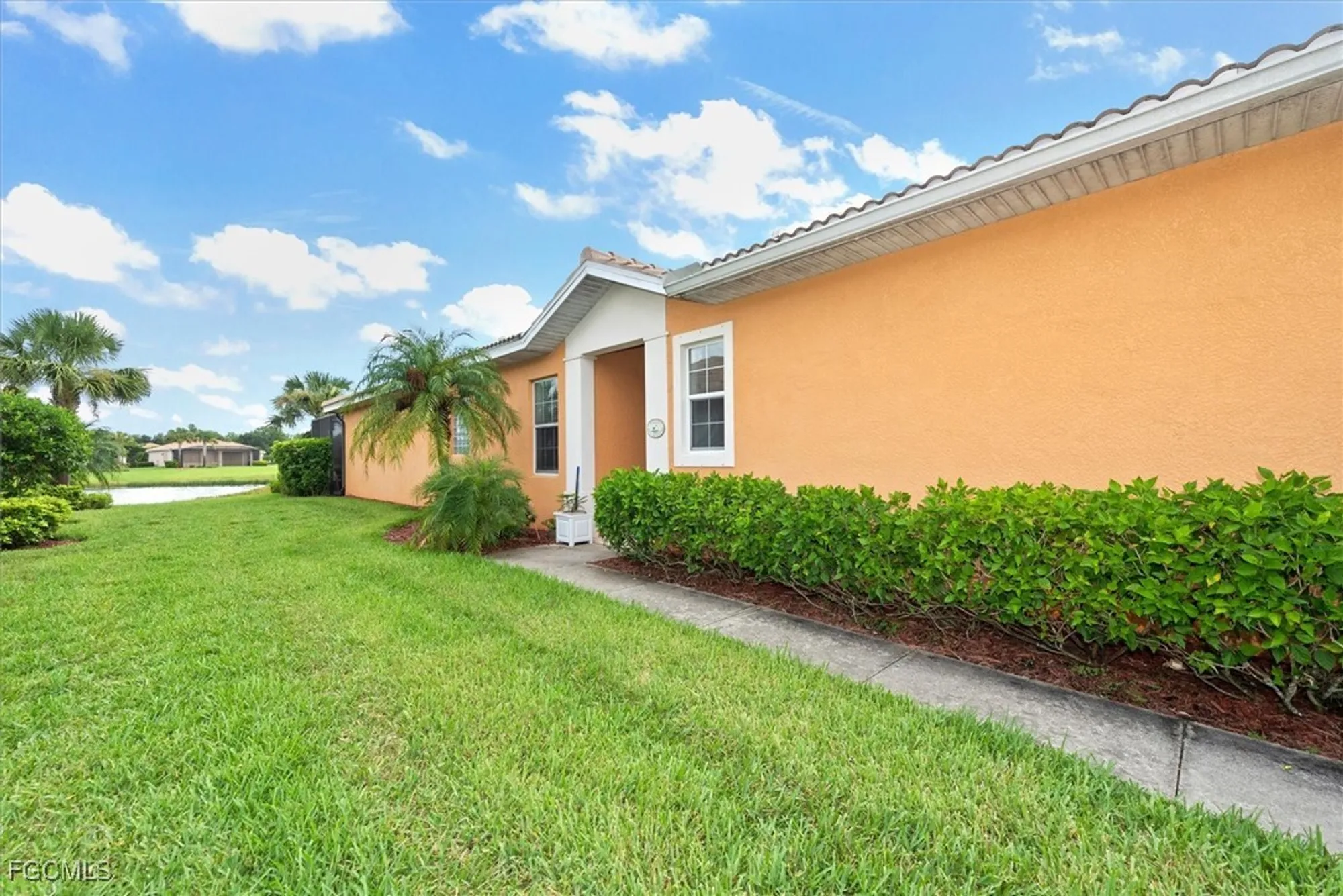 Property Slideshow image 4 of 33 | 10416 sirene way, Fort Myers, FL, 33913