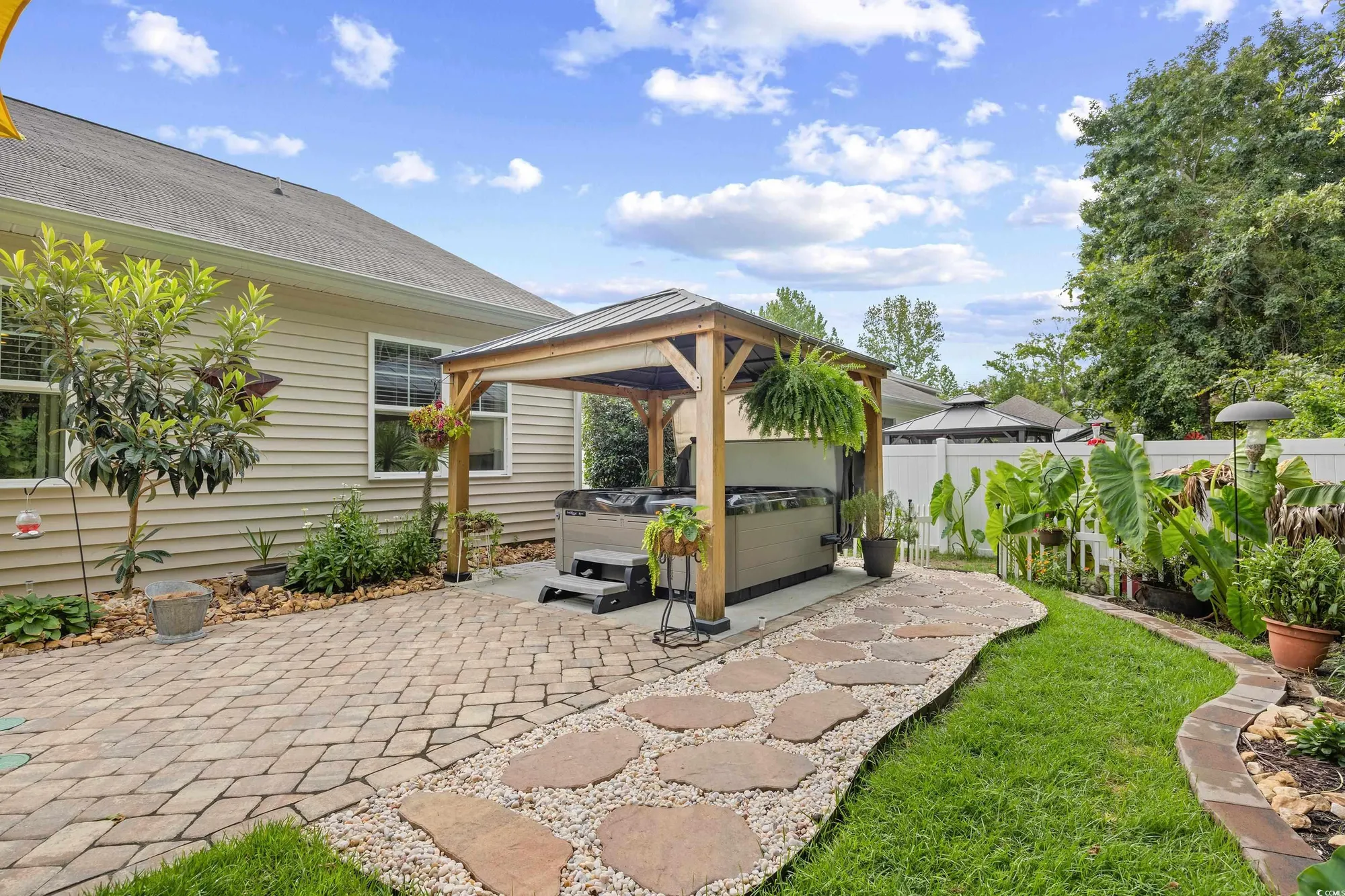 Property Slideshow image 33 of 40 | 1104 inlet view dr, North Myrtle Beach, SC, 29582