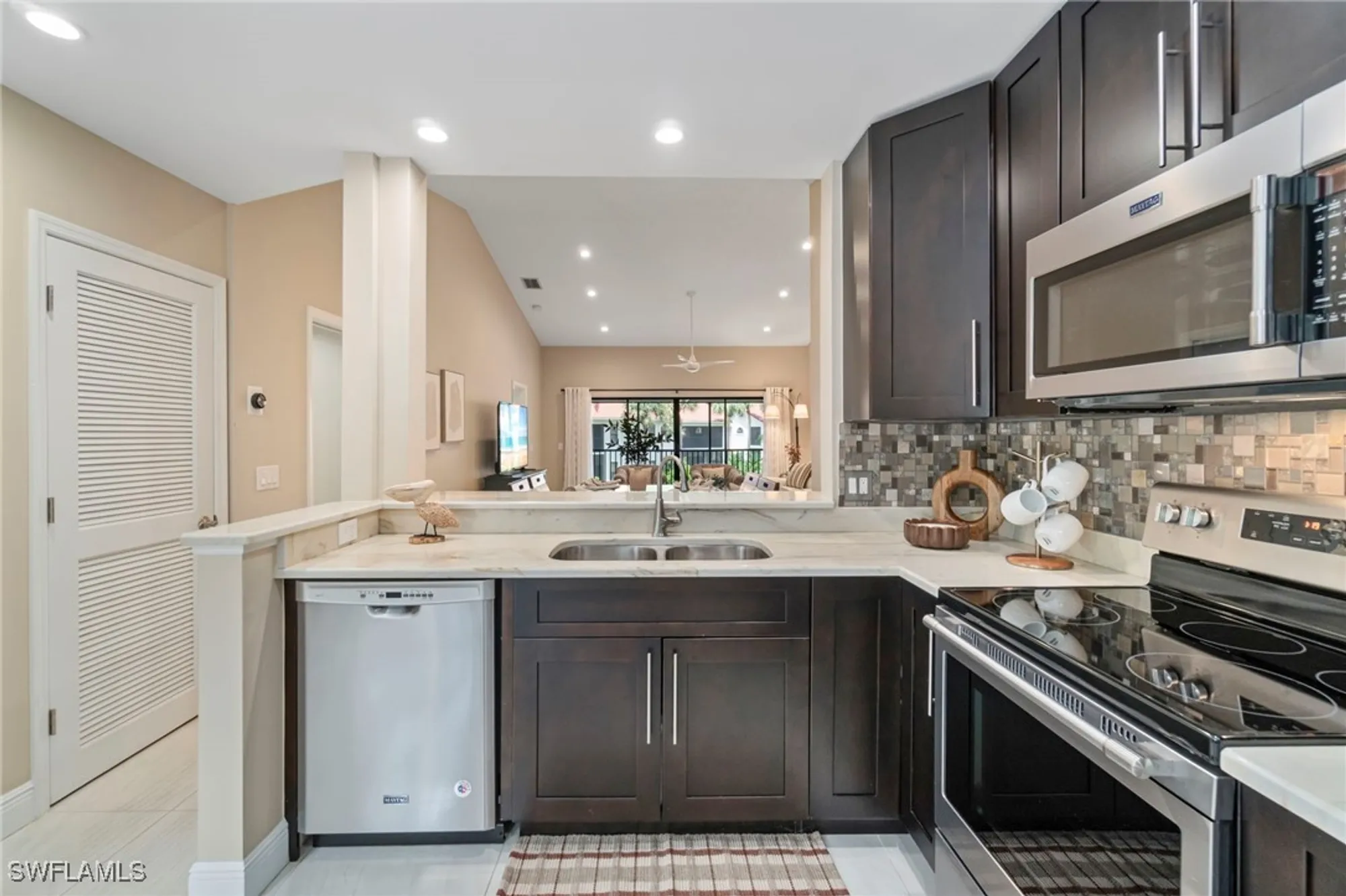 Property Slideshow image 15 of 50 | 613 serendipity dr # 613, Naples, FL, 34108