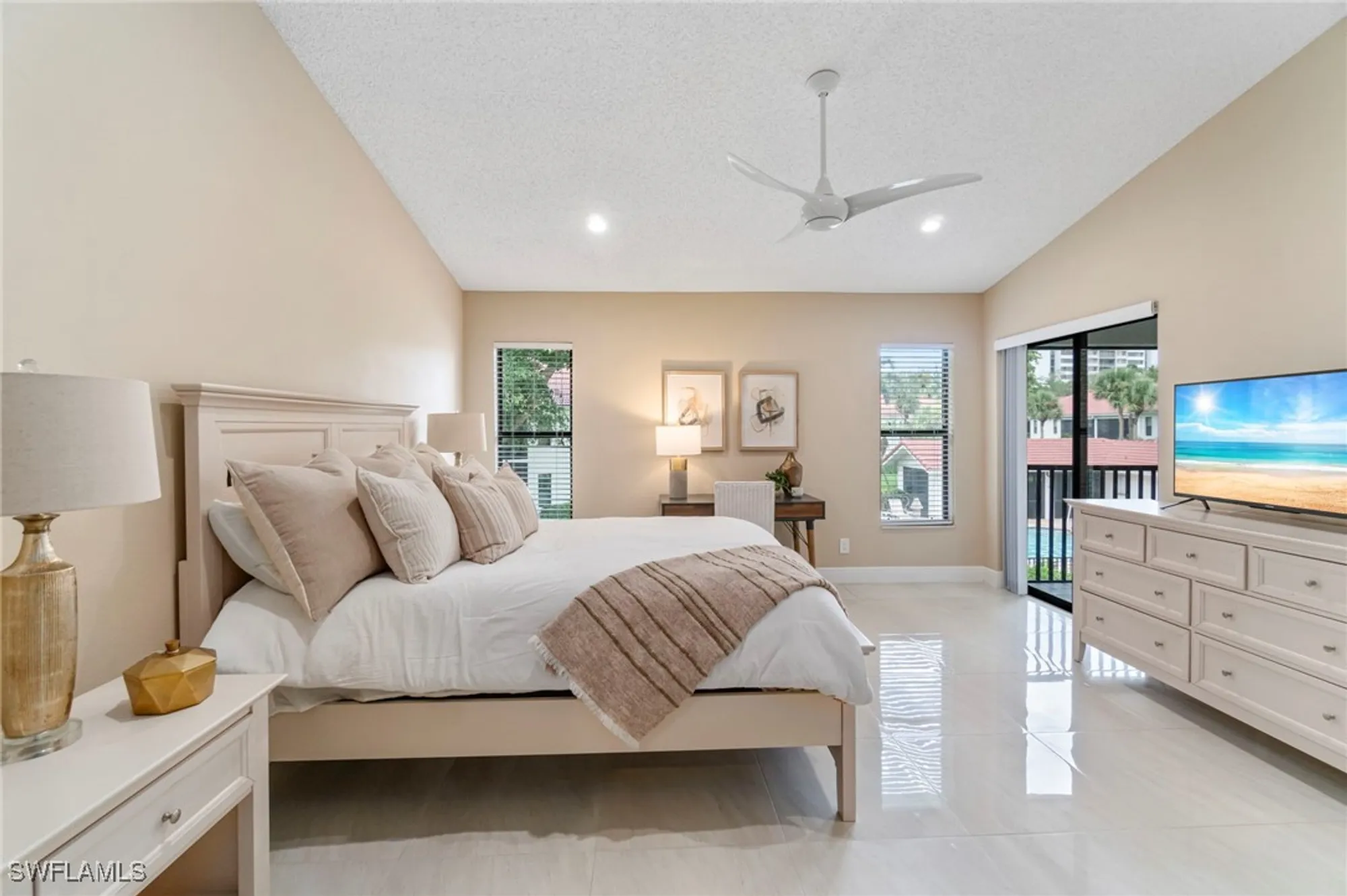 Property Slideshow image 19 of 50 | 613 serendipity dr # 613, Naples, FL, 34108