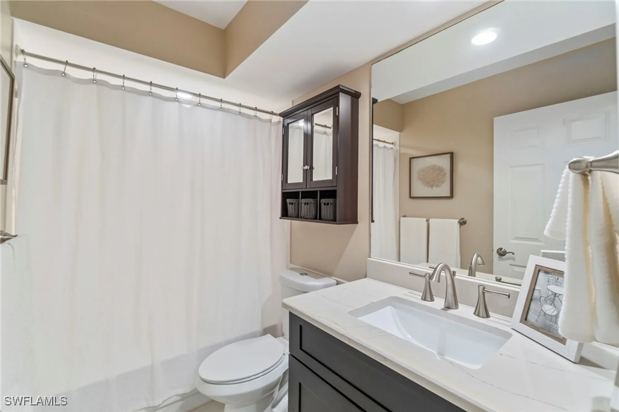Property Slideshow image 29 of 50 | 613 serendipity dr # 613, Naples, FL, 34108