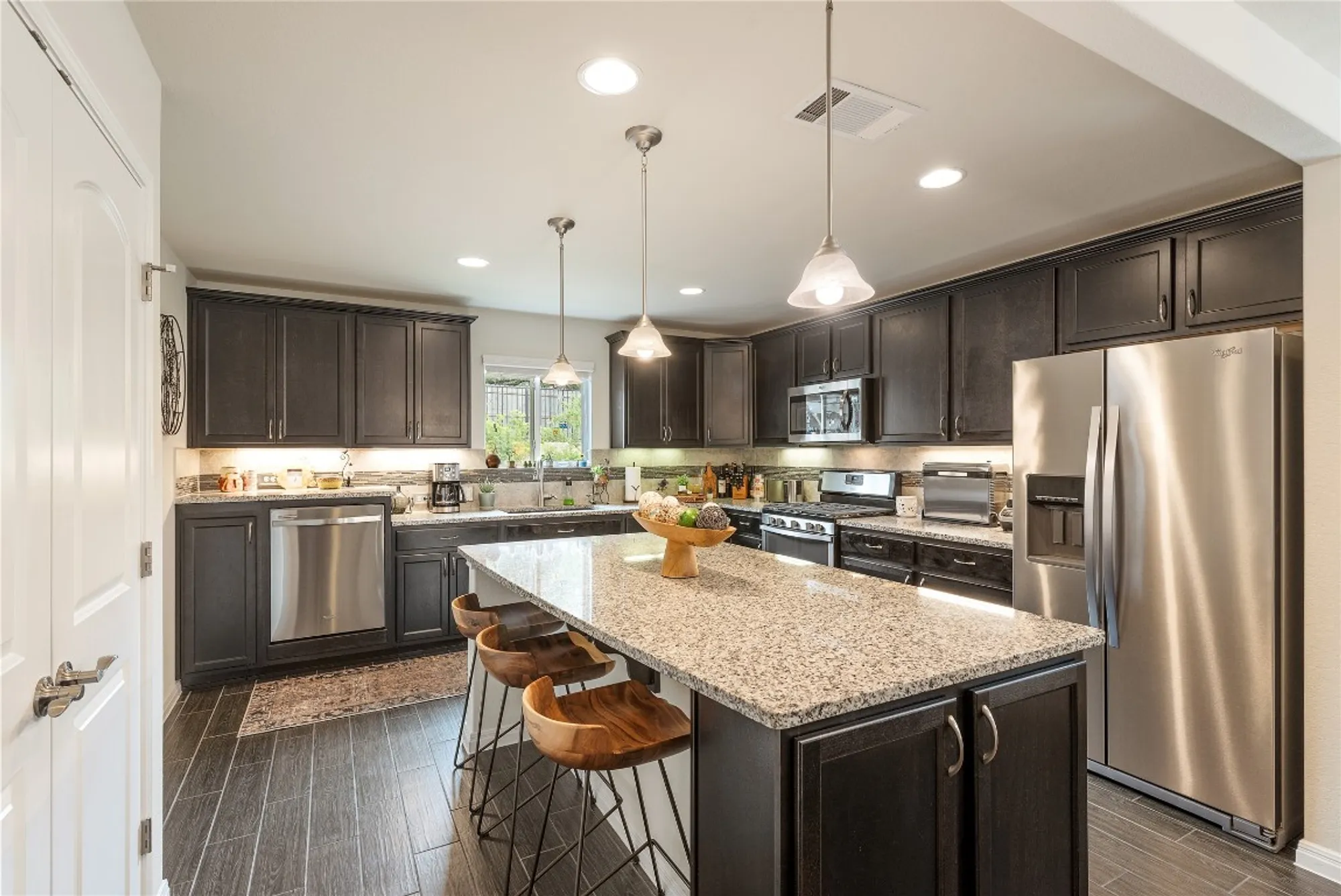 Property Slideshow image 14 of 40 | 307 hobby st, Georgetown, TX, 78633