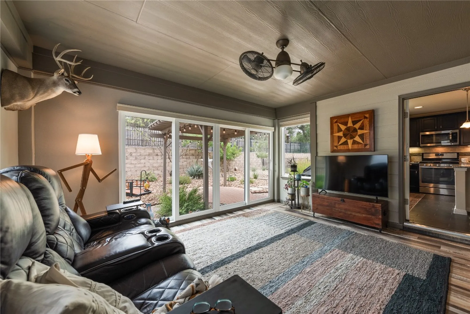 Property Slideshow image 18 of 40 | 307 hobby st, Georgetown, TX, 78633