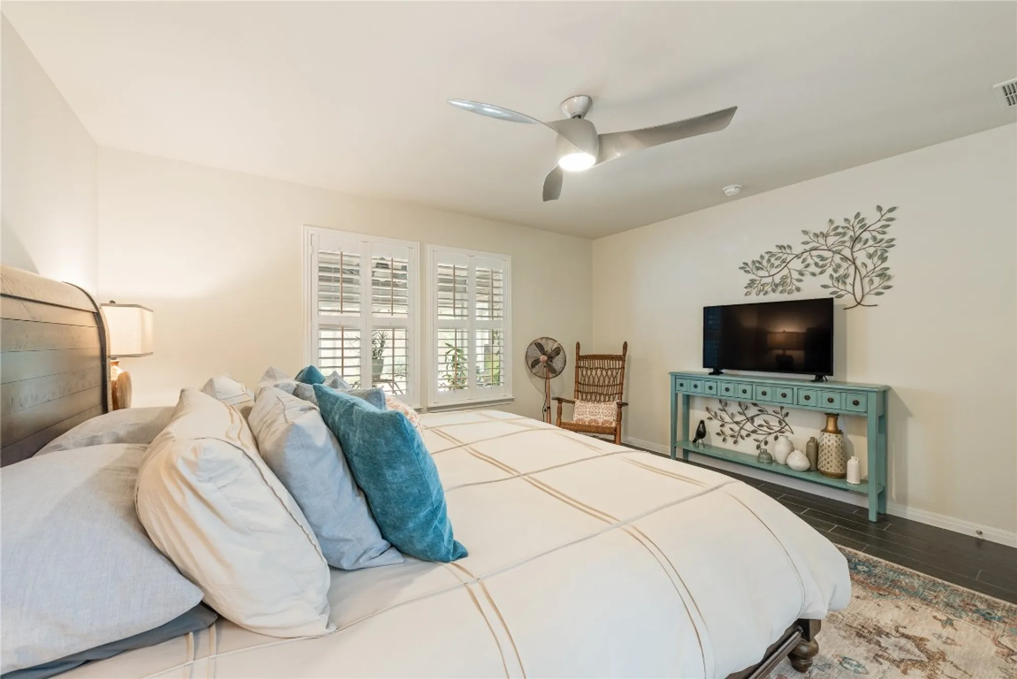 Property Slideshow image 20 of 40 | 307 hobby st, Georgetown, TX, 78633