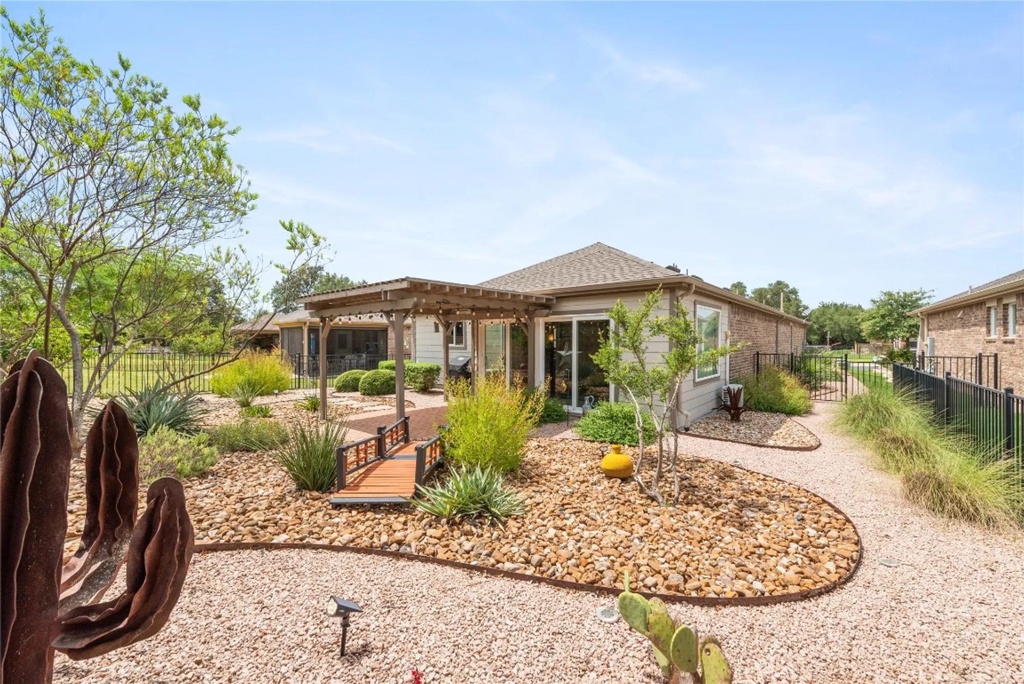 Property Slideshow image 3 of 40 | 307 hobby st, Georgetown, TX, 78633