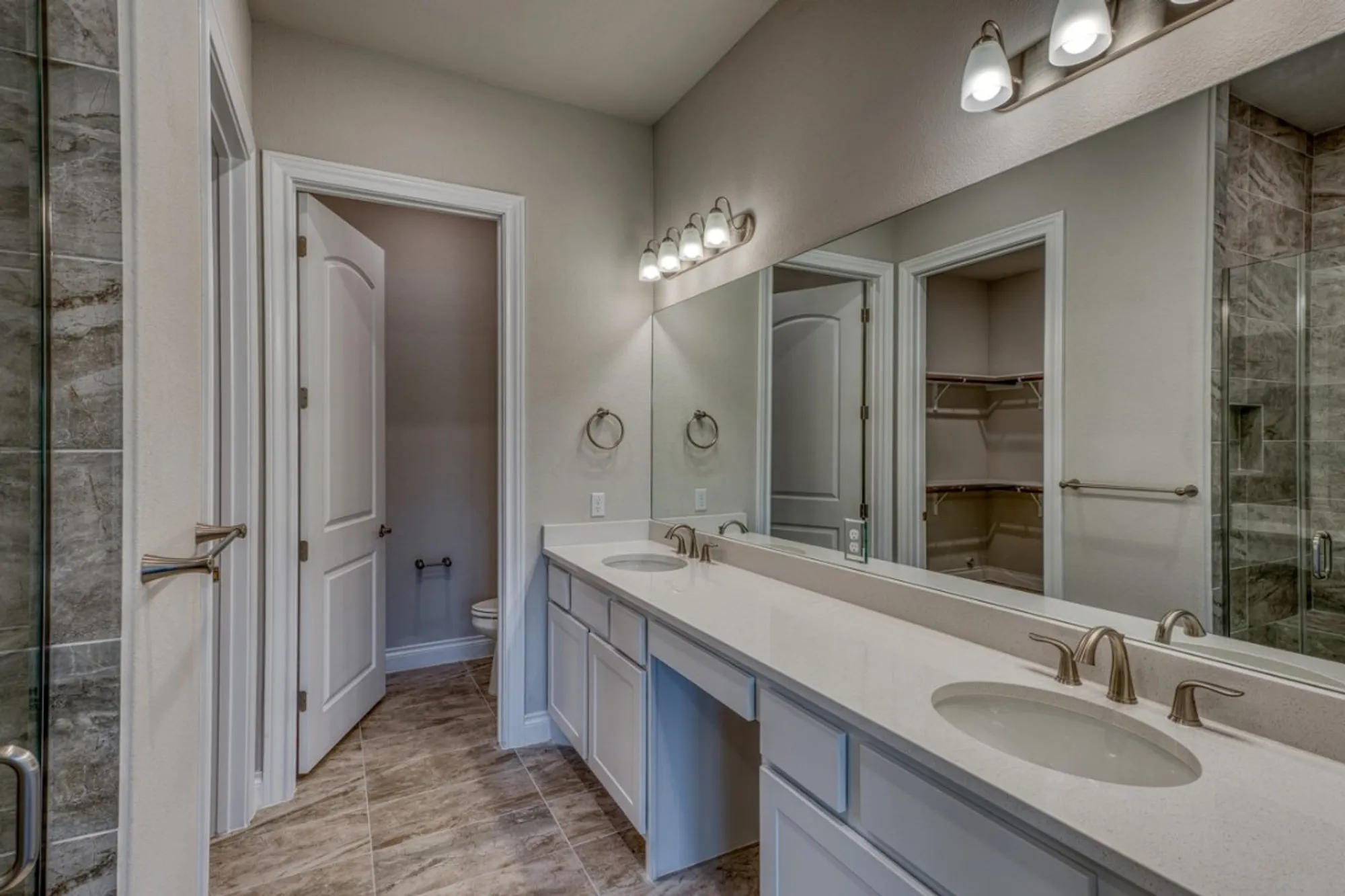 Property Slideshow image 10 of 40 | 105 amiata dr, Horseshoe Bay, TX, 78657