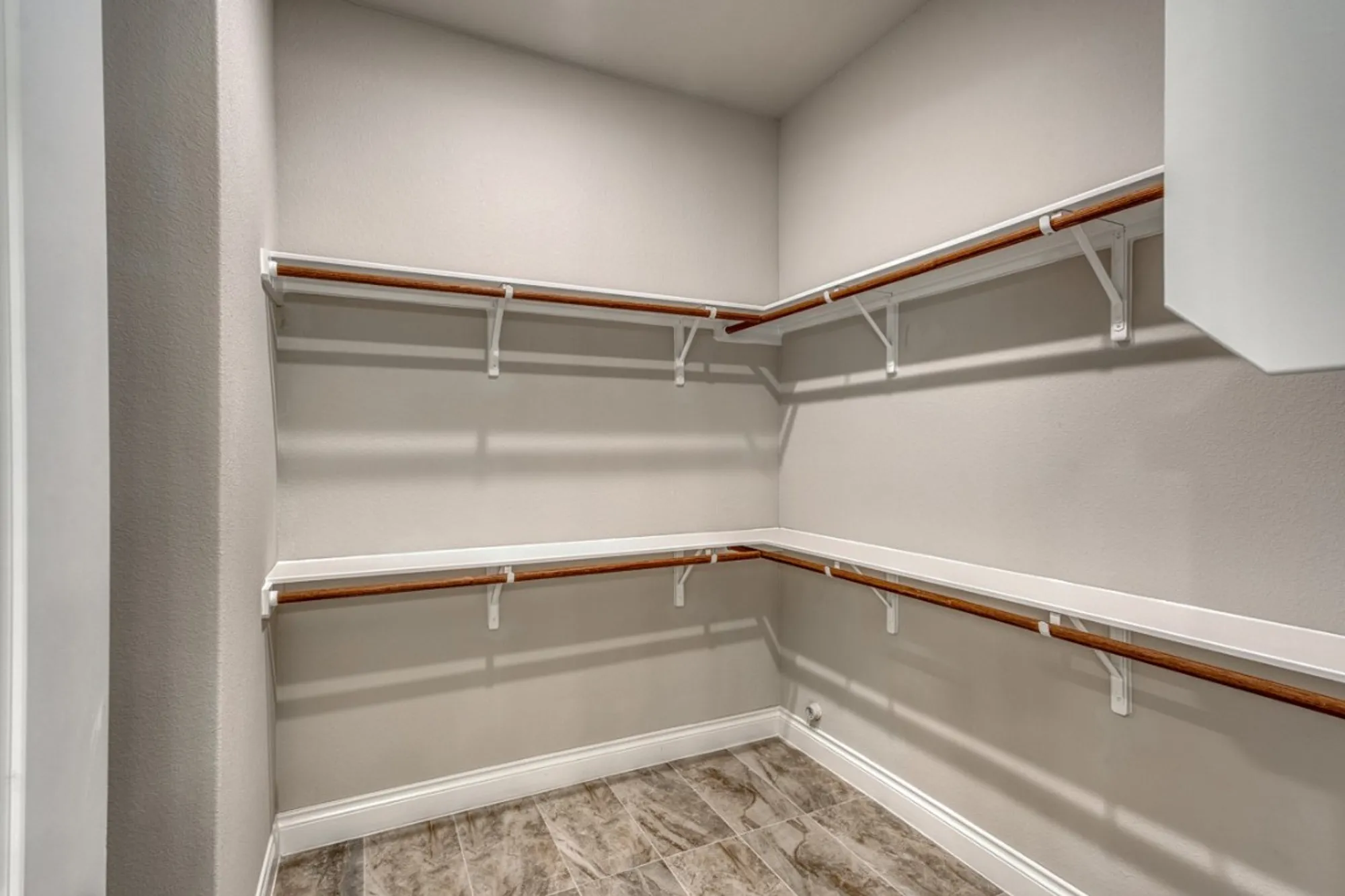 Property Slideshow image 12 of 40 | 105 amiata dr, Horseshoe Bay, TX, 78657