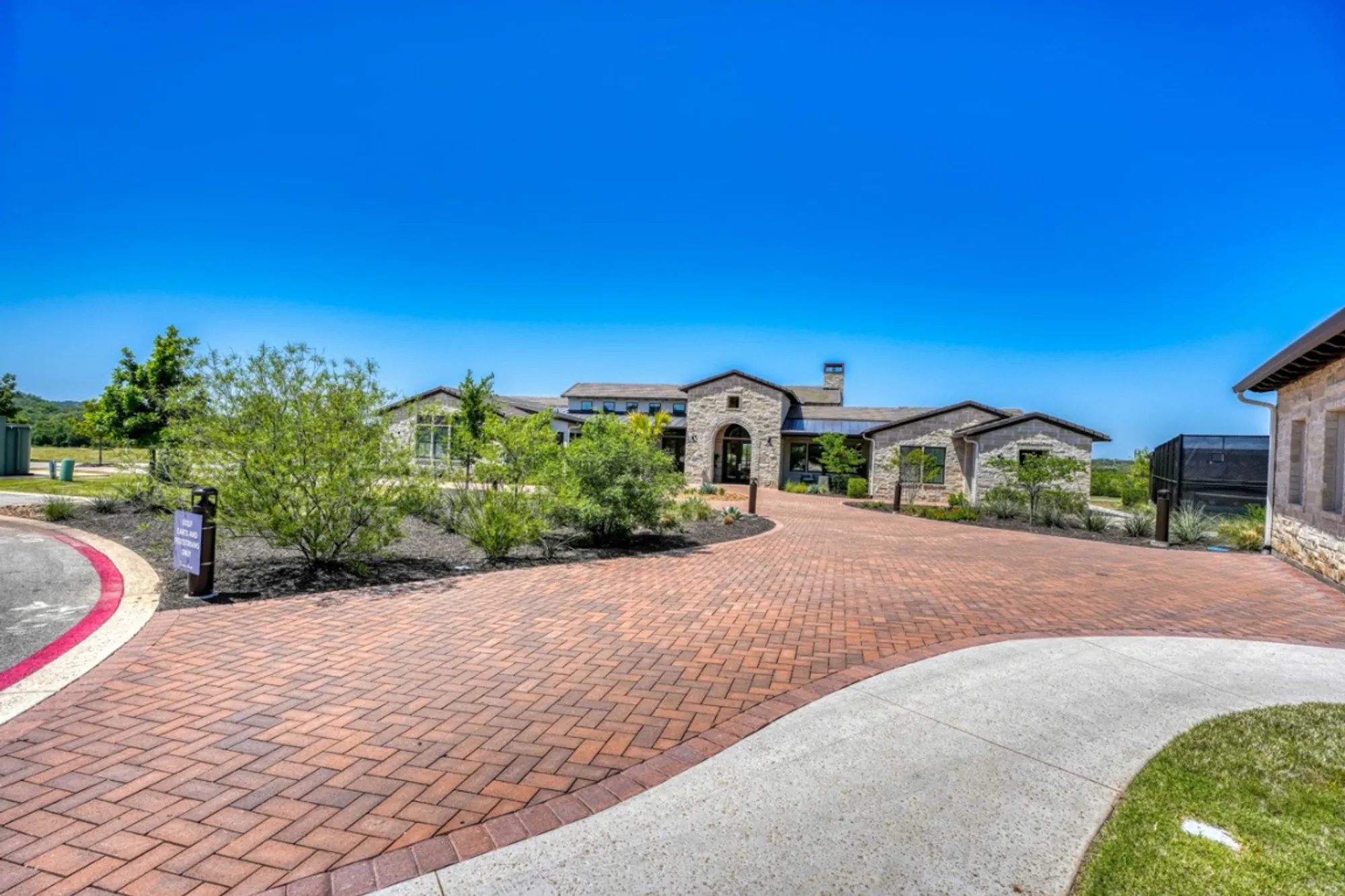 Property Slideshow image 29 of 40 | 105 amiata dr, Horseshoe Bay, TX, 78657