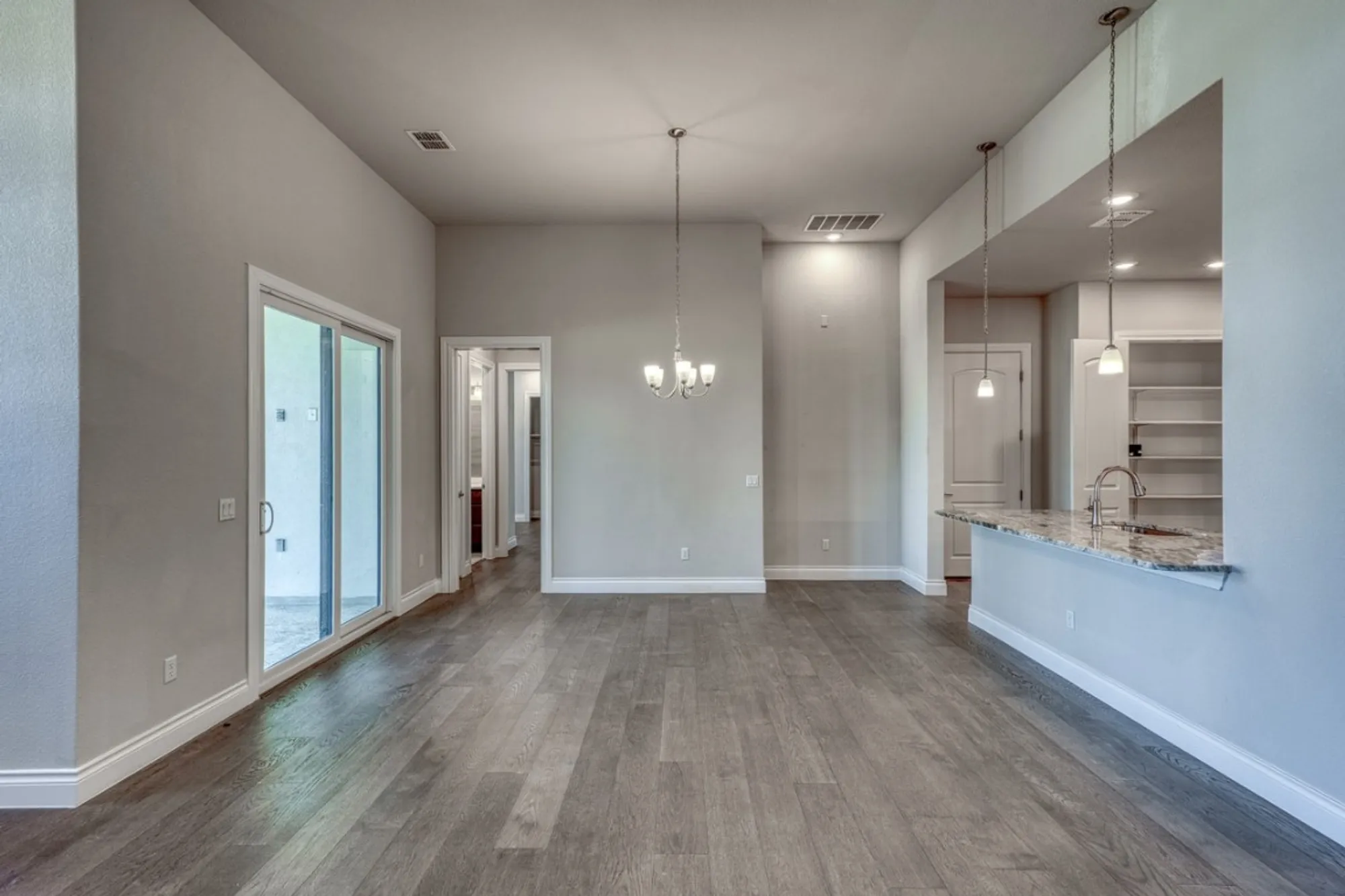 Property Slideshow image 3 of 40 | 105 amiata dr, Horseshoe Bay, TX, 78657