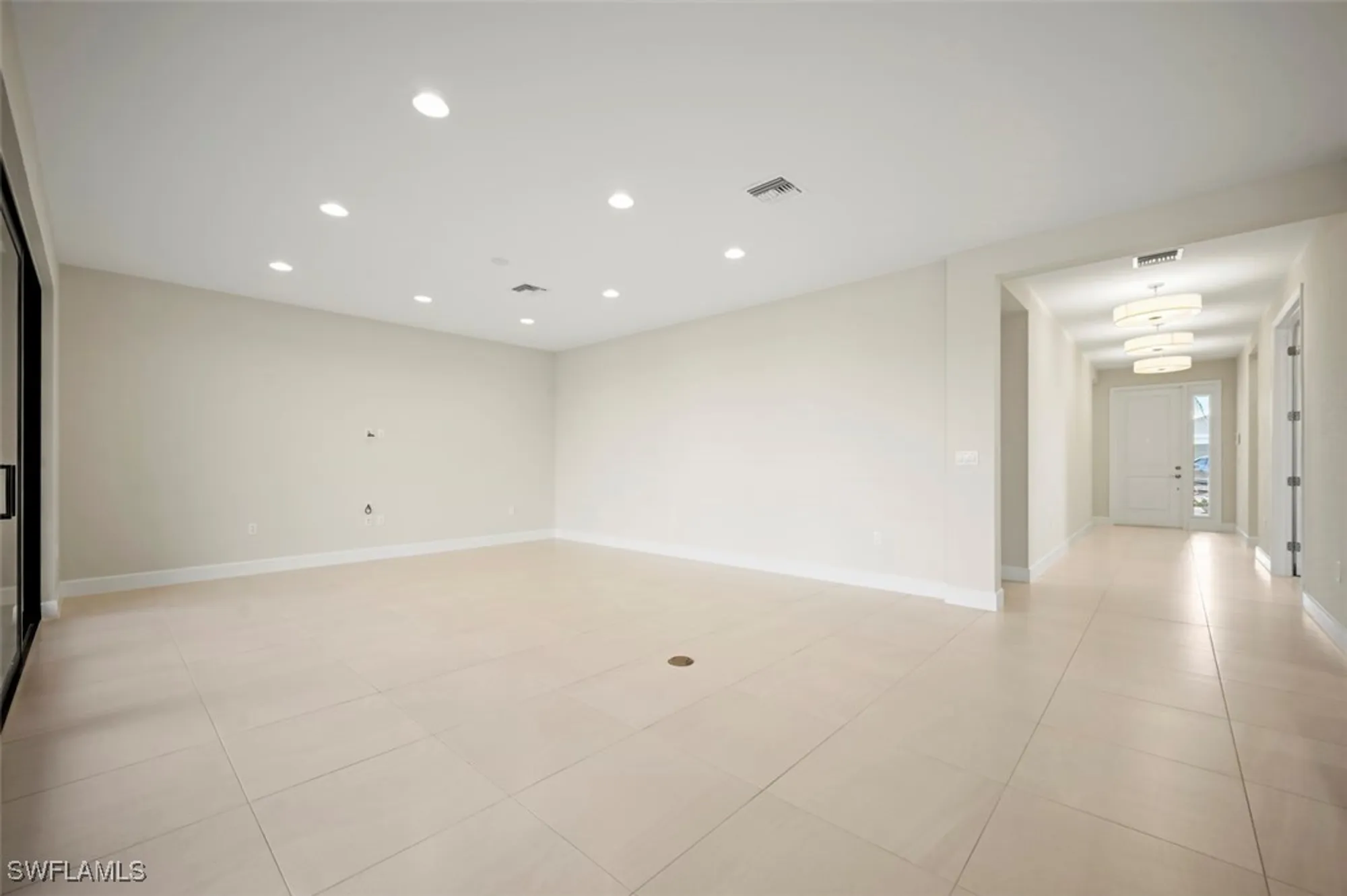 Property Slideshow image 14 of 49 | 3369 meloy dr, Fort Myers, FL, 33905