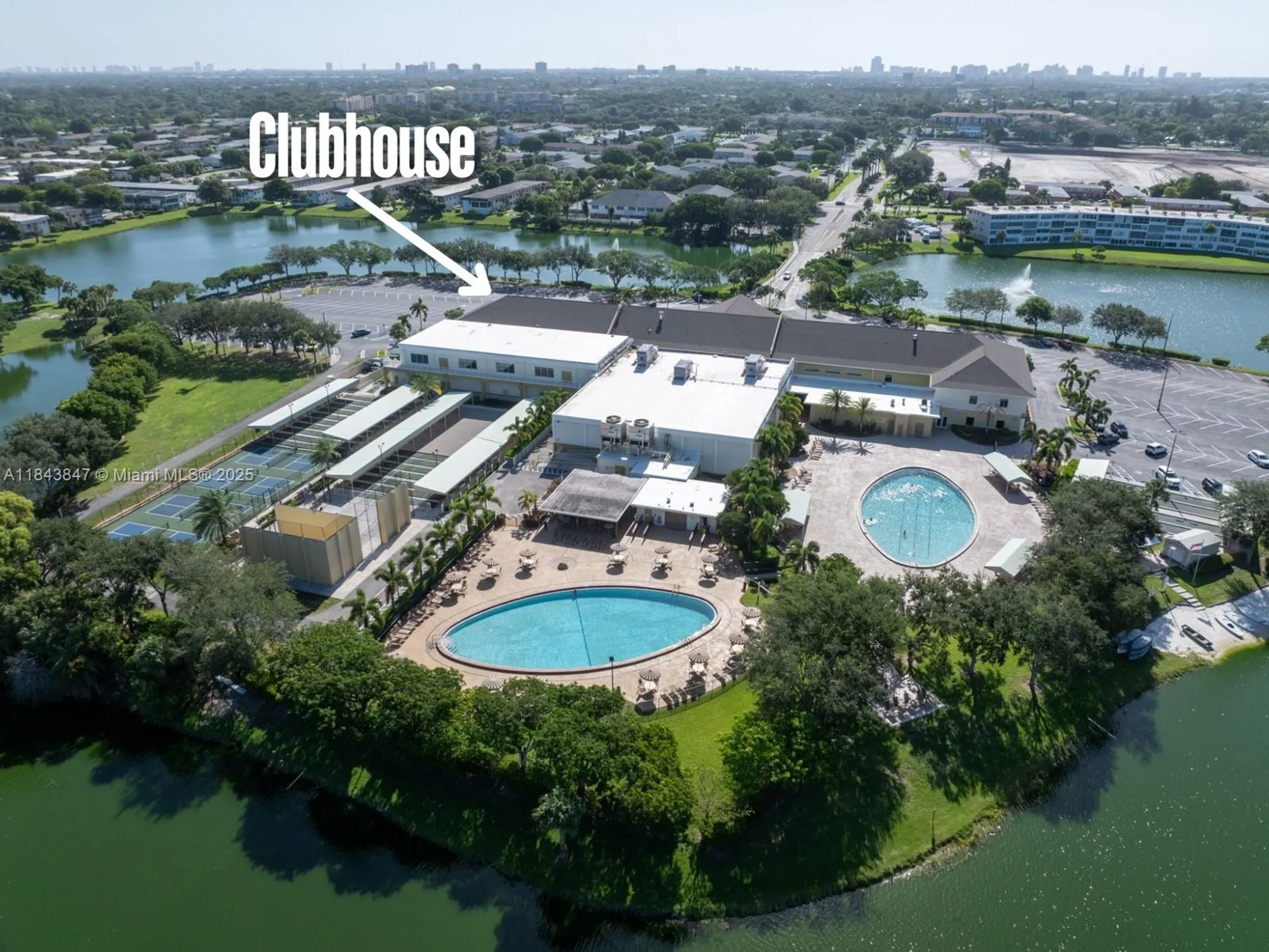 Property Slideshow image 18 of 28 | 61 somerset c # 61, West Palm Beach, FL, 33417