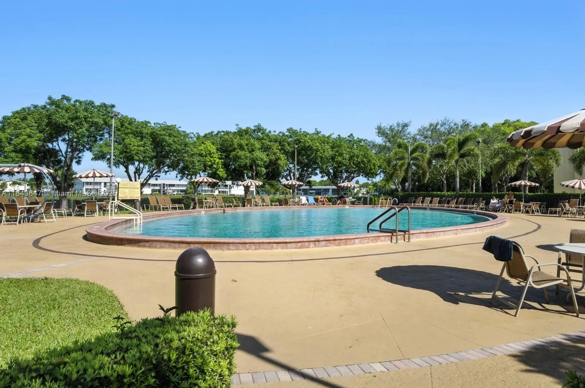 Property Slideshow image 24 of 28 | 61 somerset c # 61, West Palm Beach, FL, 33417