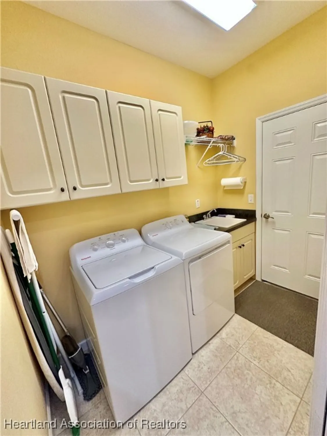 Property Slideshow image 11 of 33 | 5040 birkdale dr, Avon Park, FL, 33825