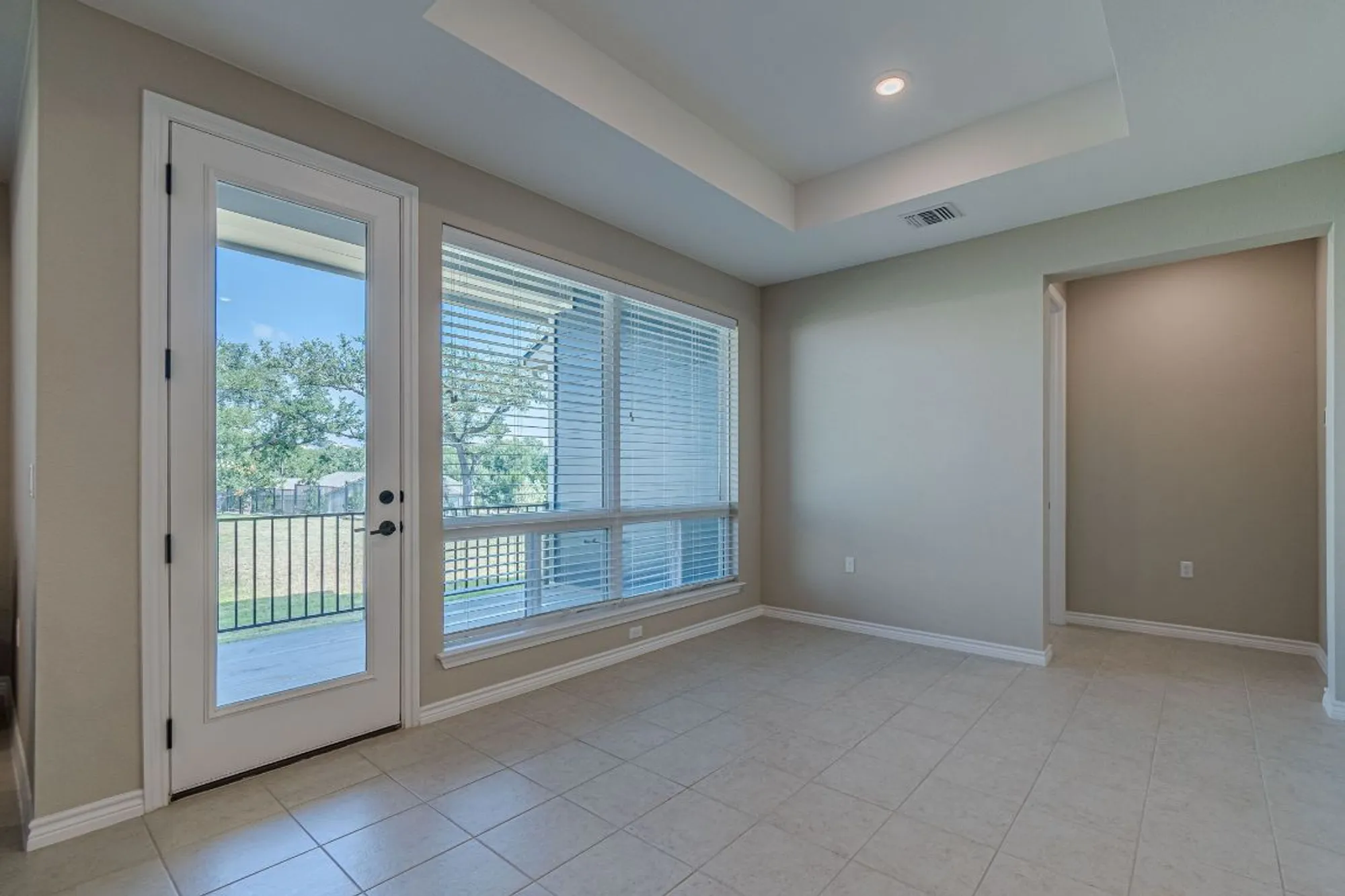 Property Slideshow image 17 of 40 | 112 diving crest cv unit 103, San Marcos, TX, 78666