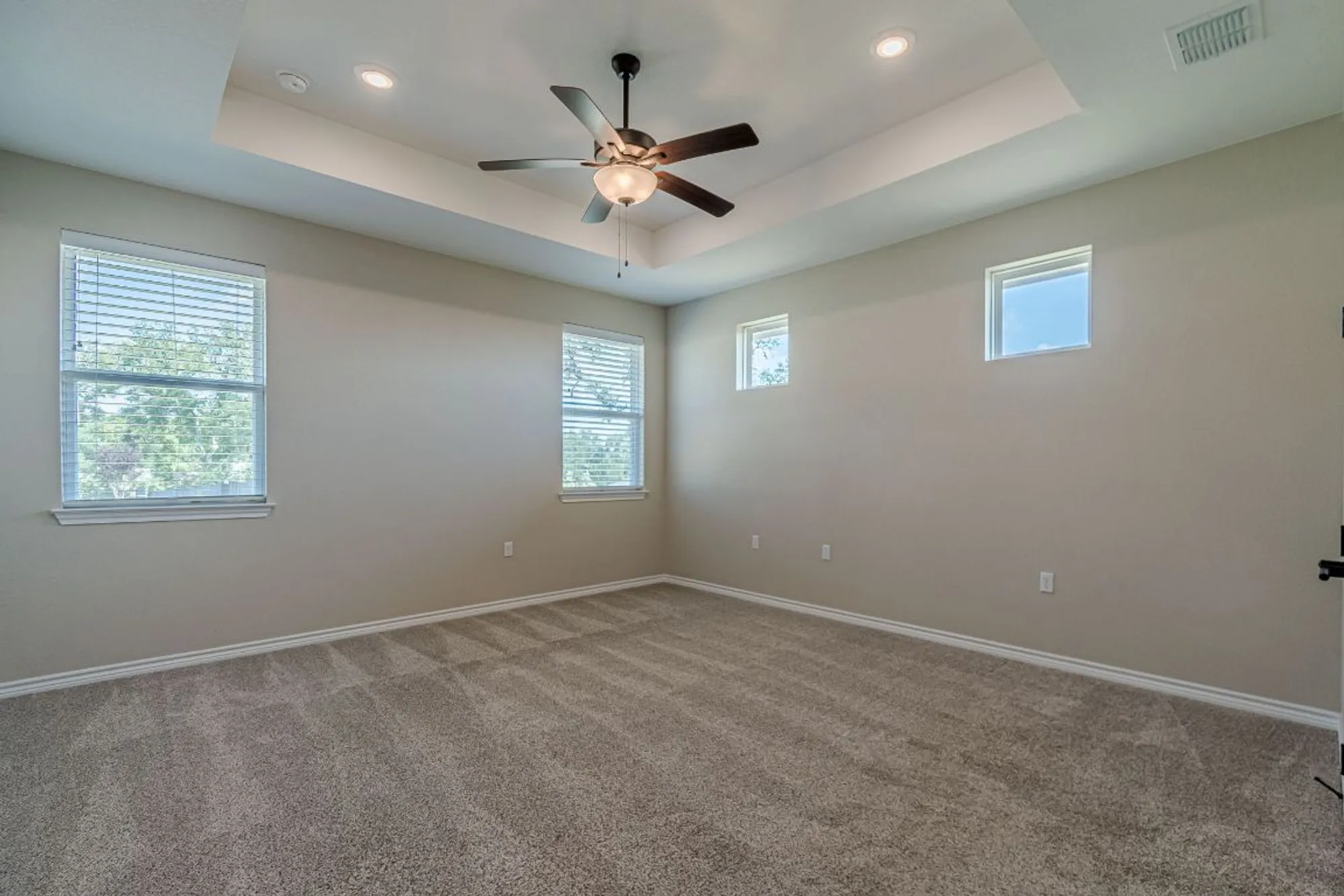 Property Slideshow image 24 of 40 | 112 diving crest cv unit 103, San Marcos, TX, 78666