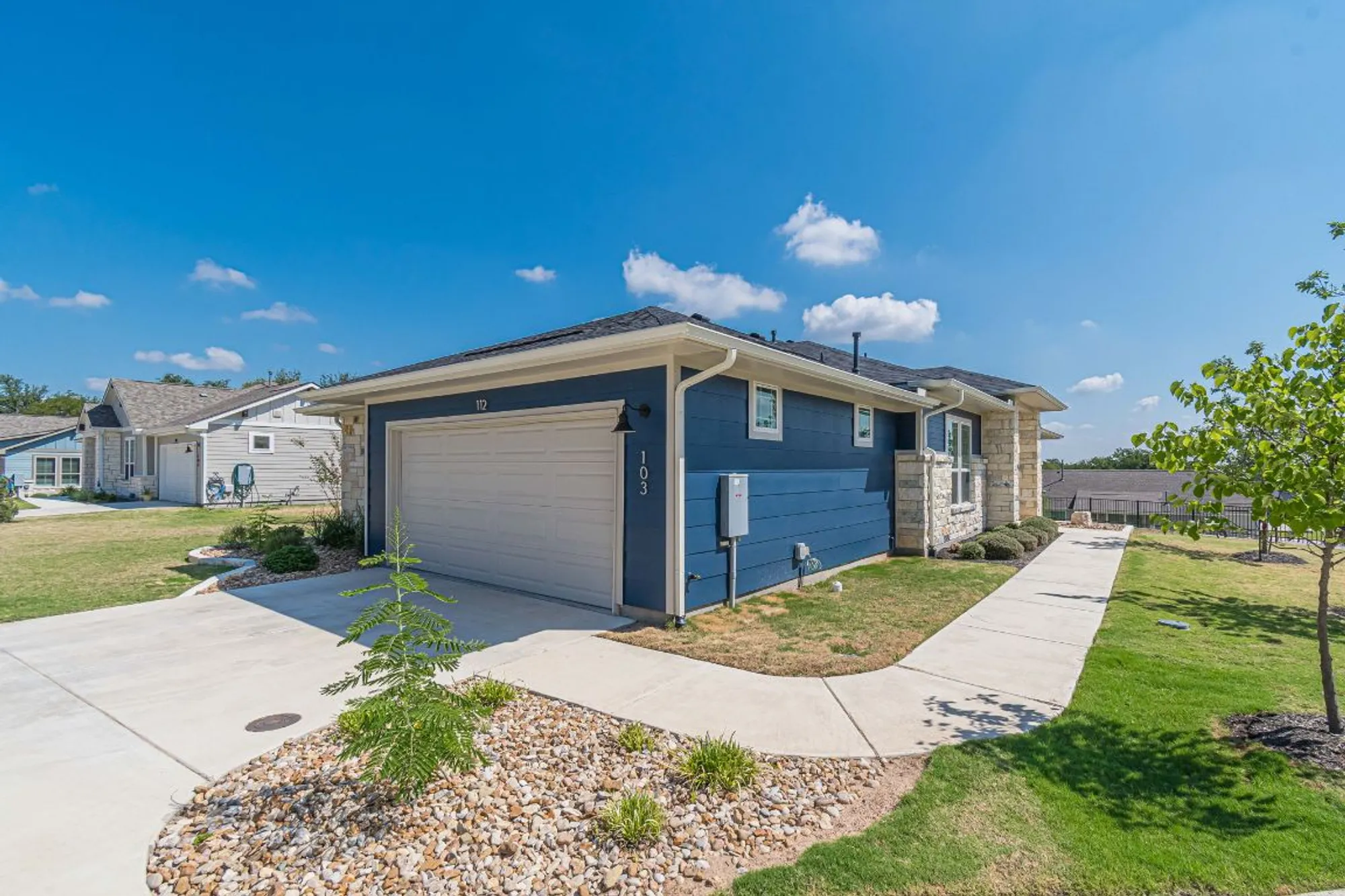 Property Slideshow image 35 of 40 | 112 diving crest cv unit 103, San Marcos, TX, 78666