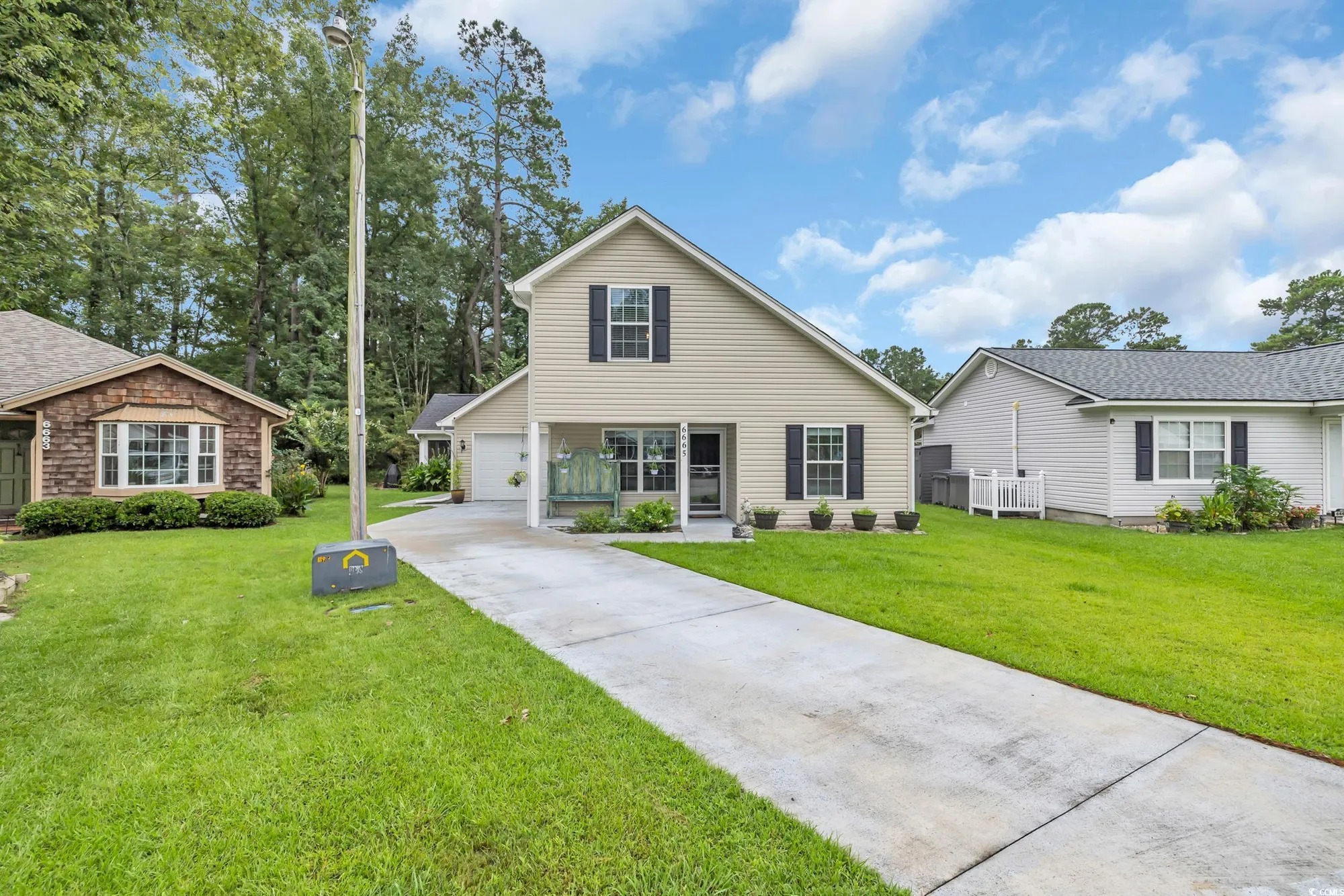 Property Slideshow image 2 of 27 | 6665 e sweetbriar trl, Myrtle Beach, SC, 29588