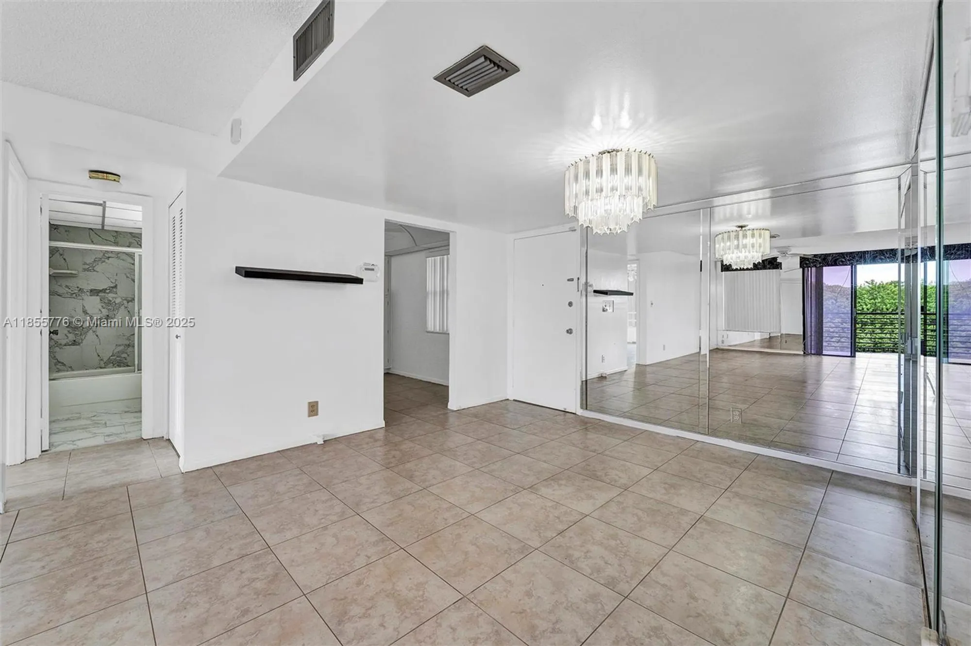 Property Slideshow image 19 of 38 | 6301 n university dr 310, Tamarac, FL, 33321