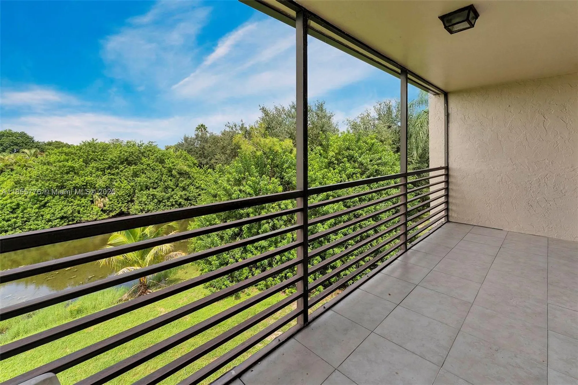 Property Slideshow image 24 of 38 | 6301 n university dr 310, Tamarac, FL, 33321
