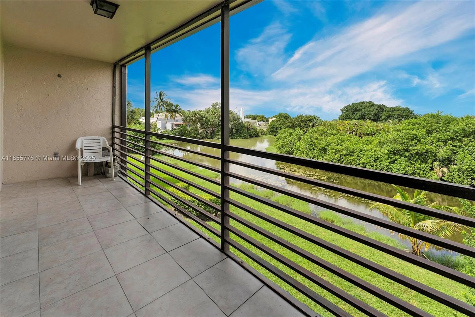 Property Slideshow image 25 of 38 | 6301 n university dr 310, Tamarac, FL, 33321