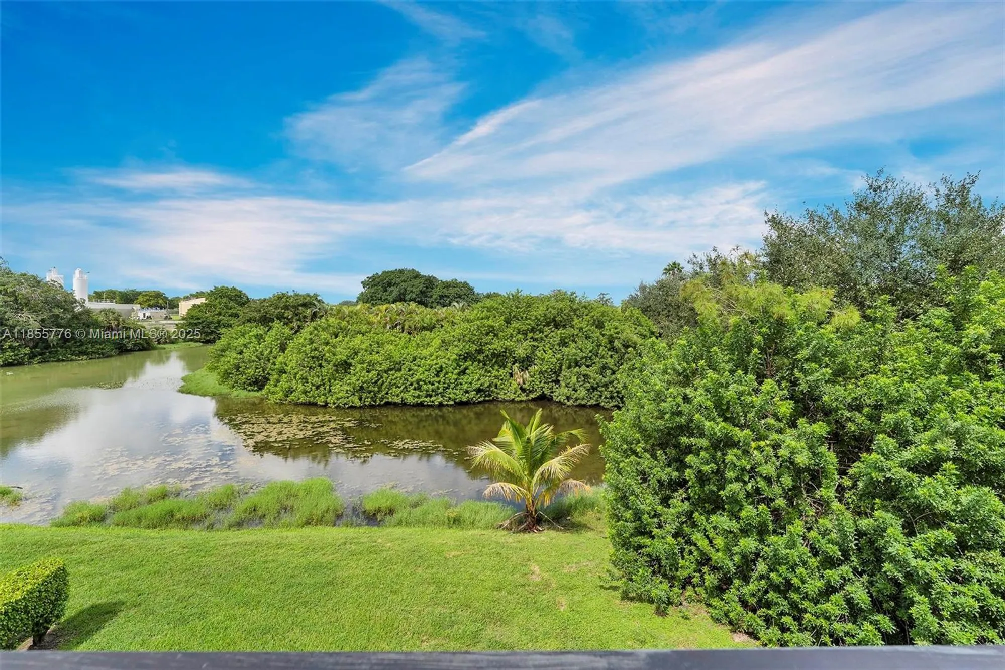 Property Slideshow image 29 of 38 | 6301 n university dr 310, Tamarac, FL, 33321