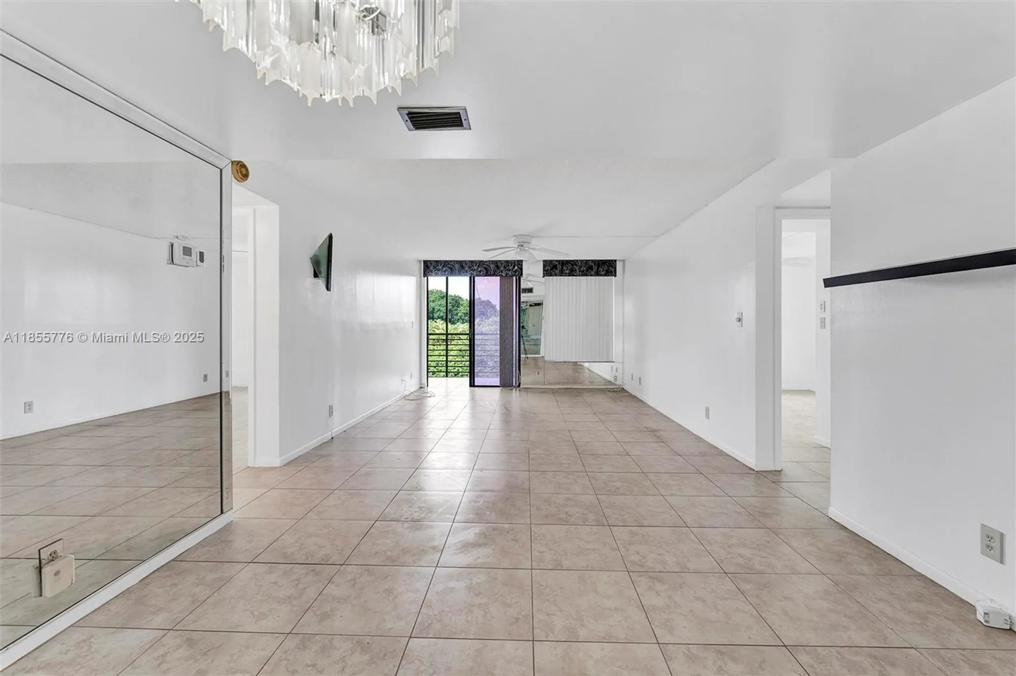 Property Slideshow image 20 of 38 | 6301 n university dr 310, Tamarac, FL, 33321