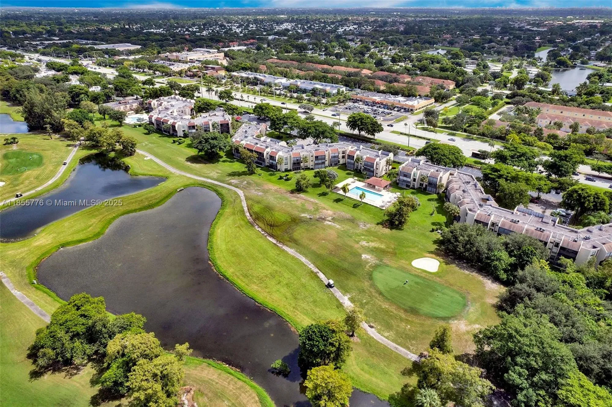 Property Slideshow image 35 of 38 | 6301 n university dr 310, Tamarac, FL, 33321