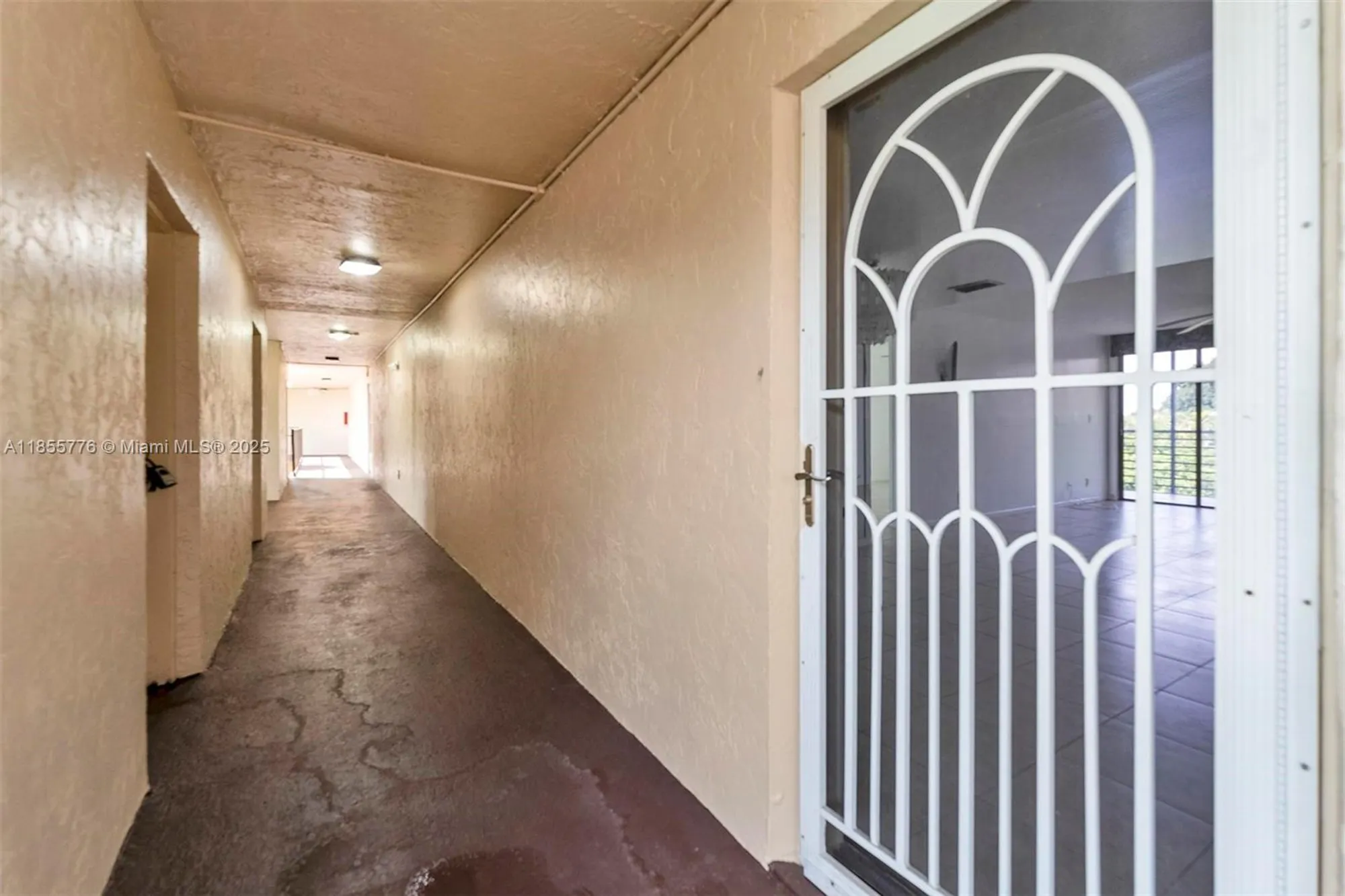 Property Slideshow image 6 of 38 | 6301 n university dr 310, Tamarac, FL, 33321