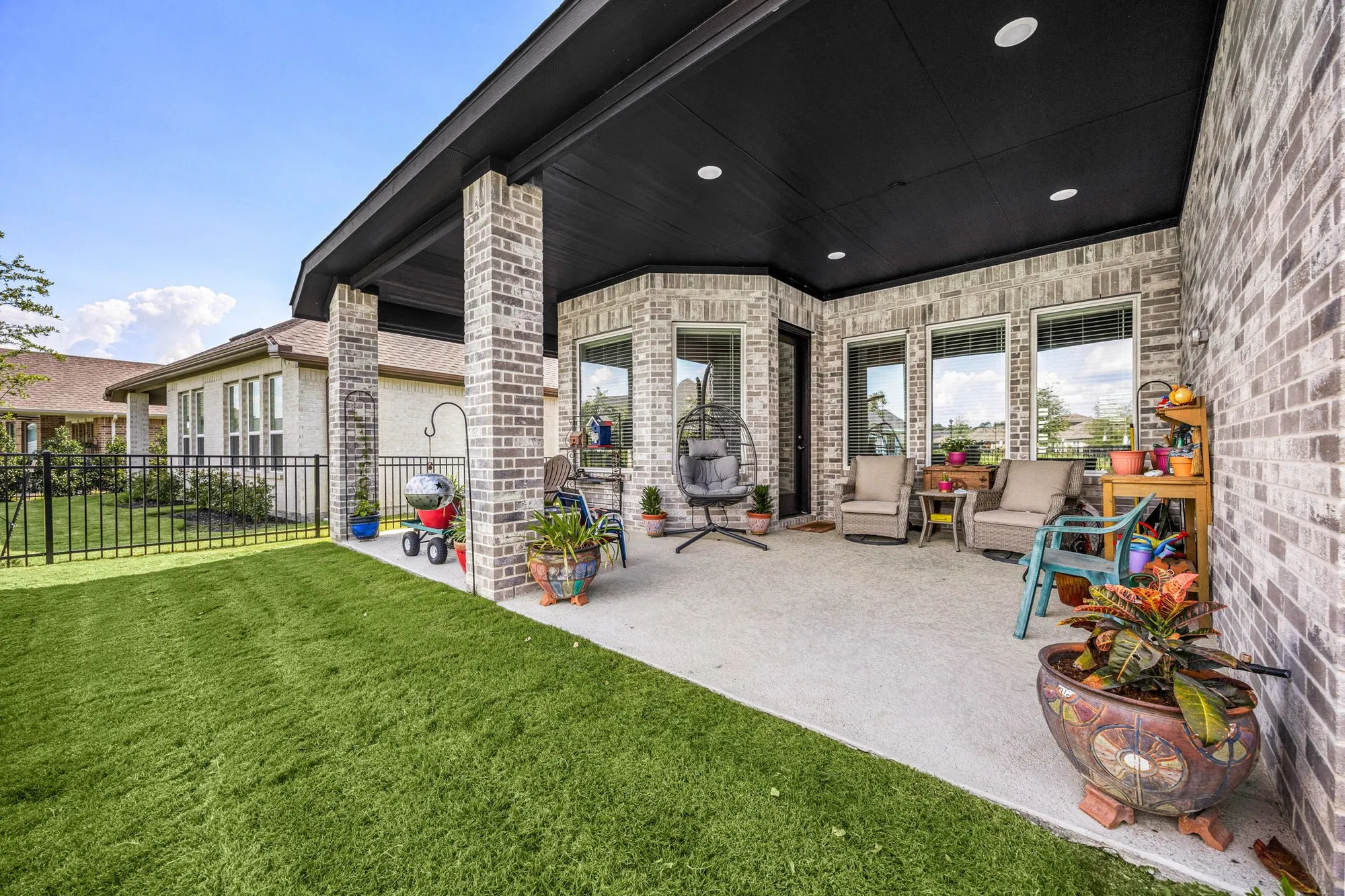 Property Slideshow image 26 of 29 | 14902 shavers dr, Willis, TX, 77318