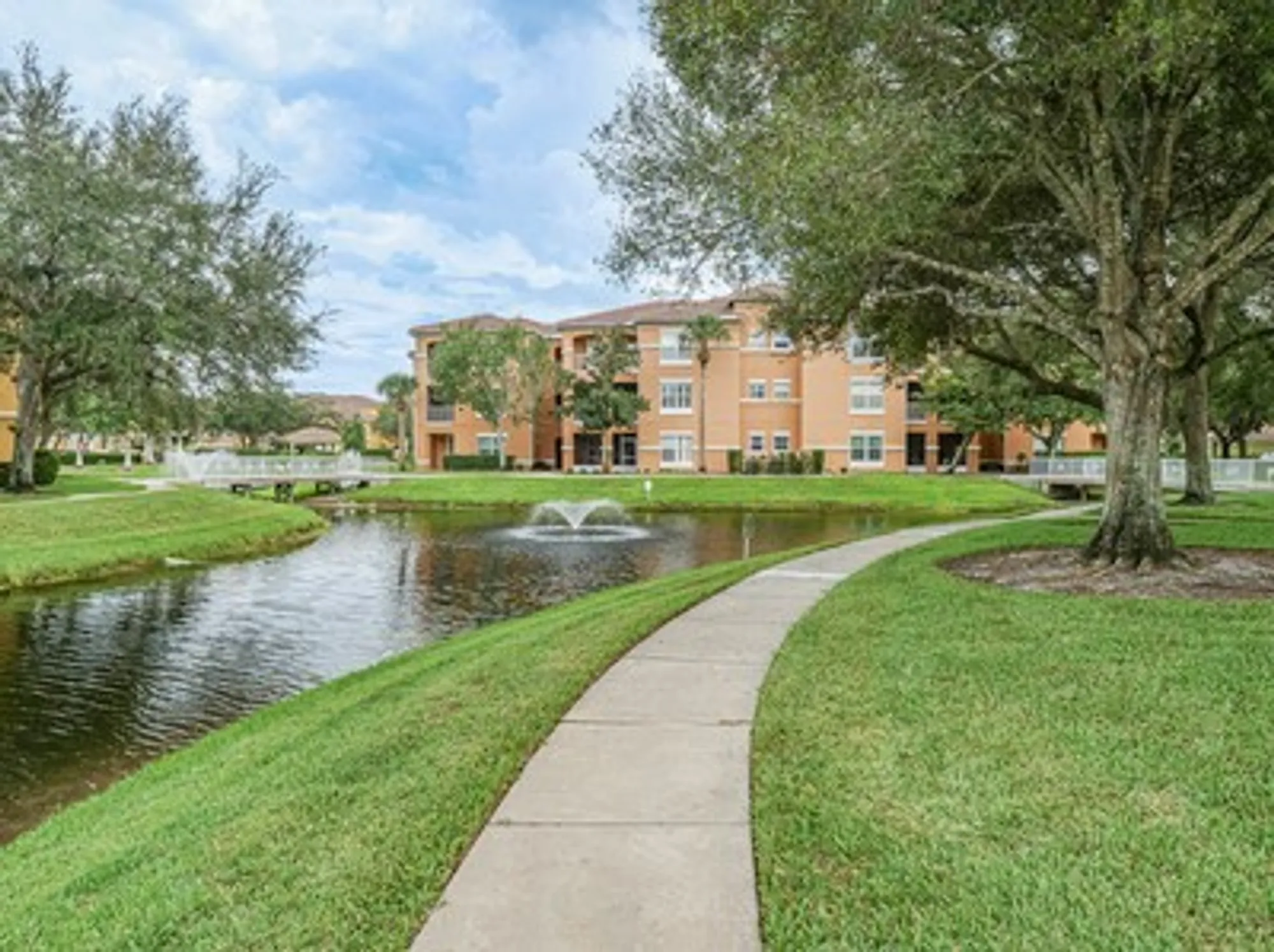 Property Slideshow image 1 of 25 | 5060 fairways cir f212, Vero Beach, FL, 32967