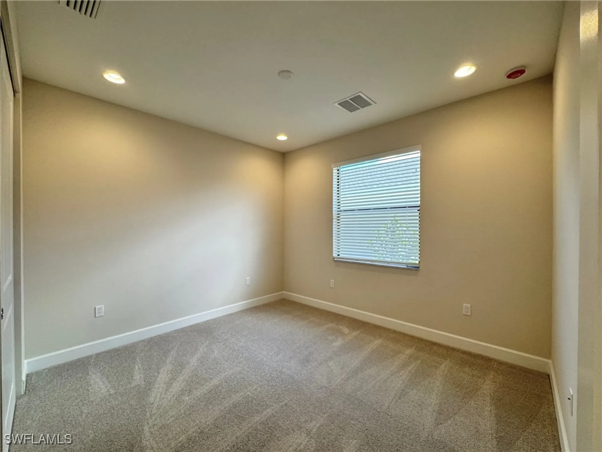 Property Slideshow image 19 of 28 | 14491 cumbria ct, Fort Myers, FL, 33905