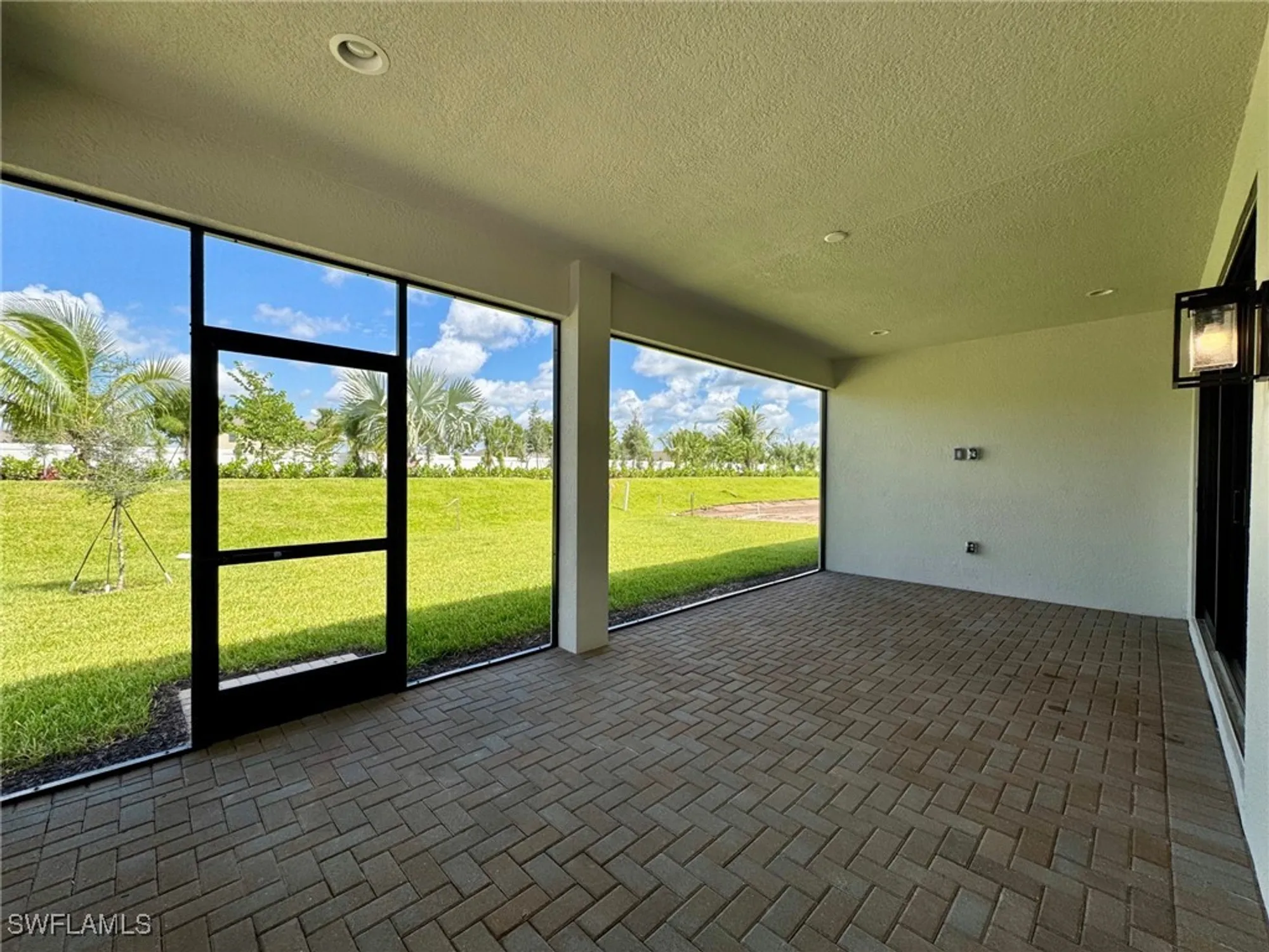 Property Slideshow image 12 of 28 | 14491 cumbria ct, Fort Myers, FL, 33905