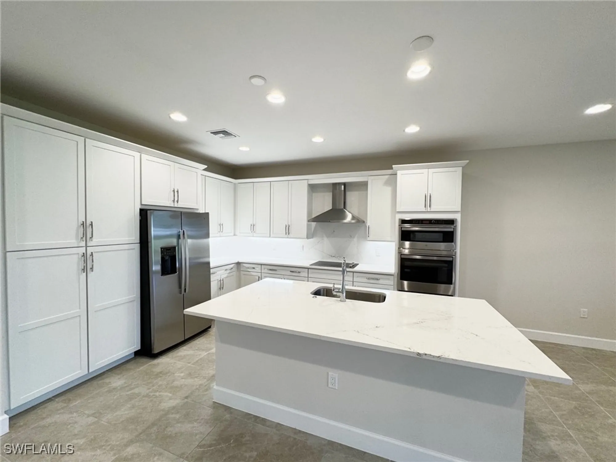 Property Slideshow image 4 of 28 | 14491 cumbria ct, Fort Myers, FL, 33905