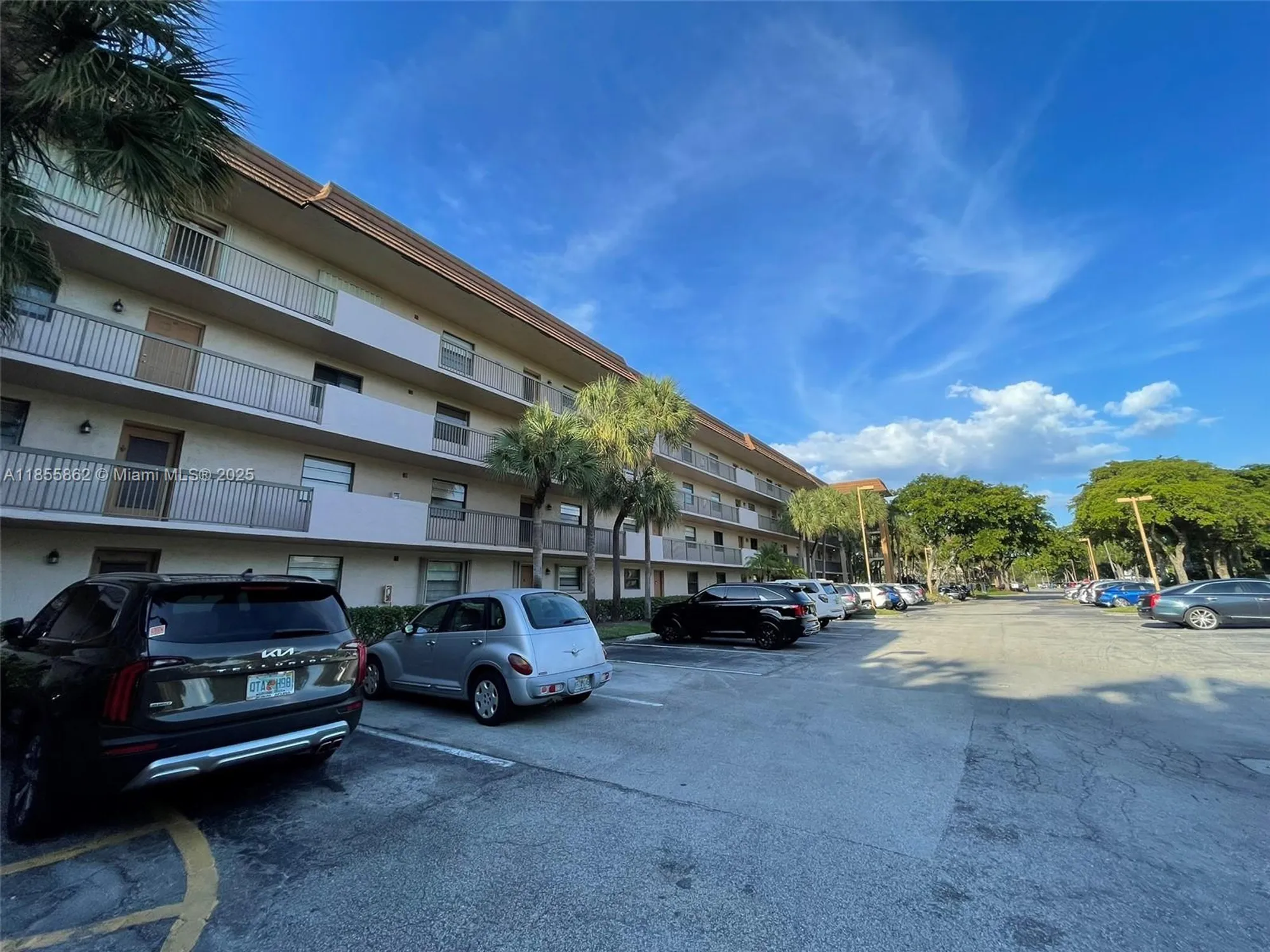 Property Slideshow image 25 of 33 | 4975 e sabal palm blvd 208, Tamarac, FL, 33319