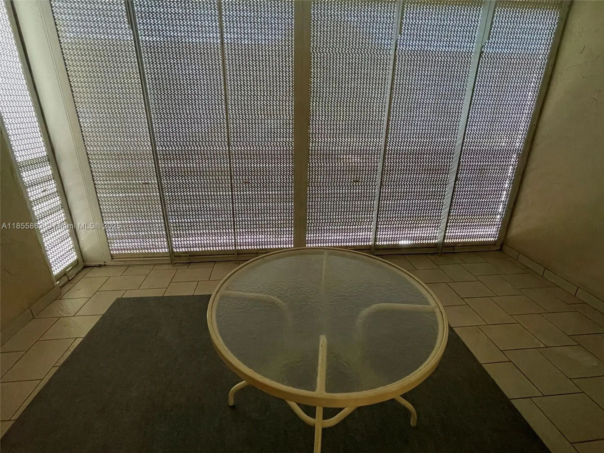 Property Slideshow image 20 of 33 | 4975 e sabal palm blvd 208, Tamarac, FL, 33319