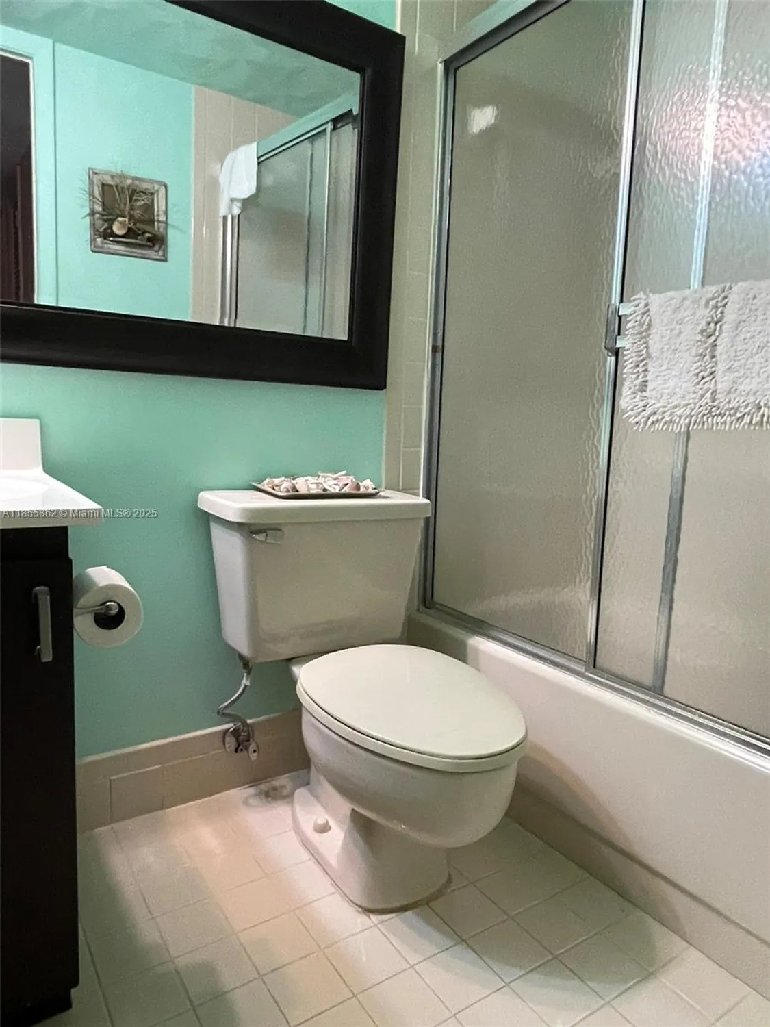 Property Slideshow image 6 of 33 | 4975 e sabal palm blvd 208, Tamarac, FL, 33319