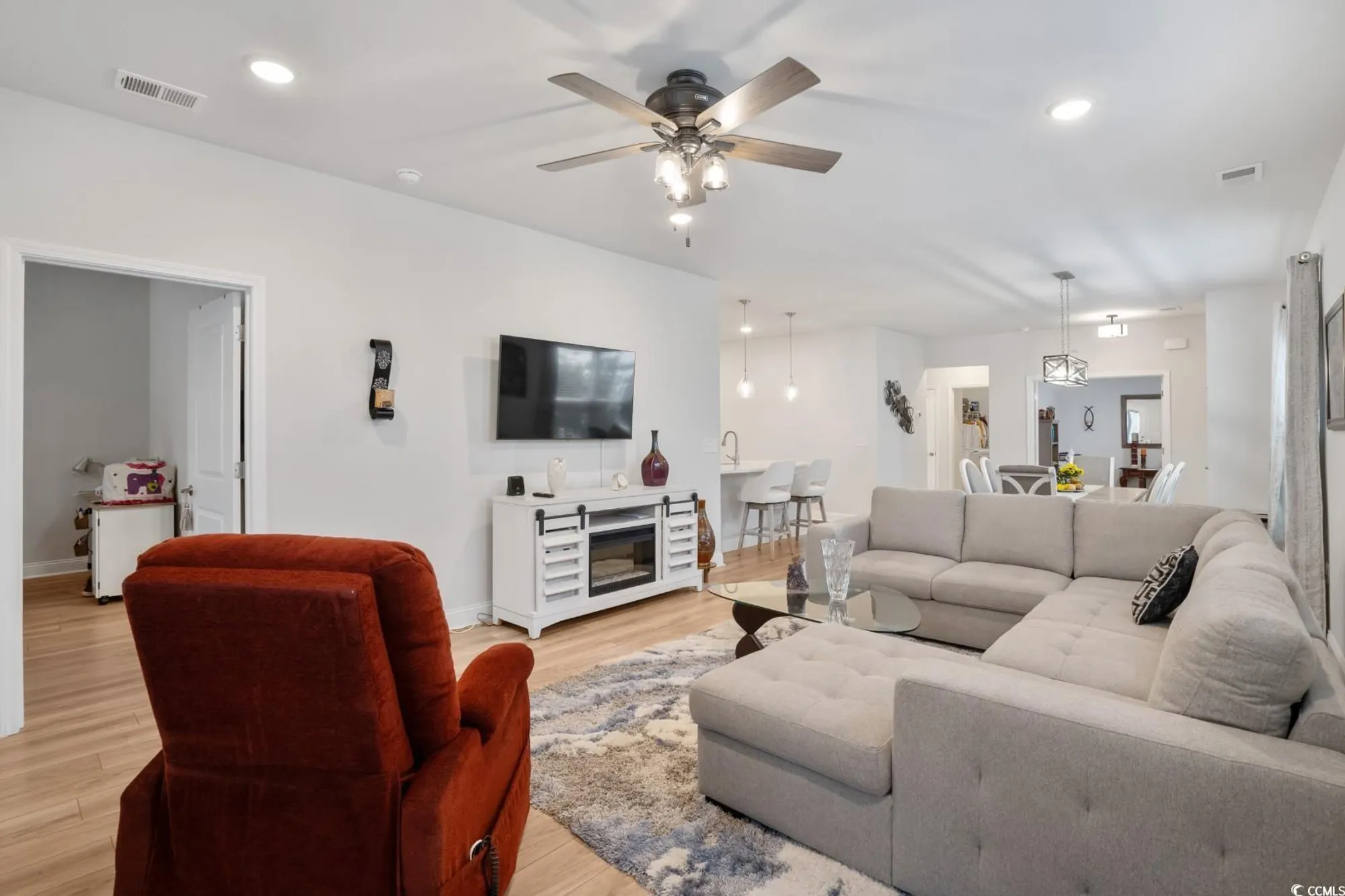 Property Slideshow image 11 of 39 | 5987 tramonto st, Myrtle Beach, SC, 29577