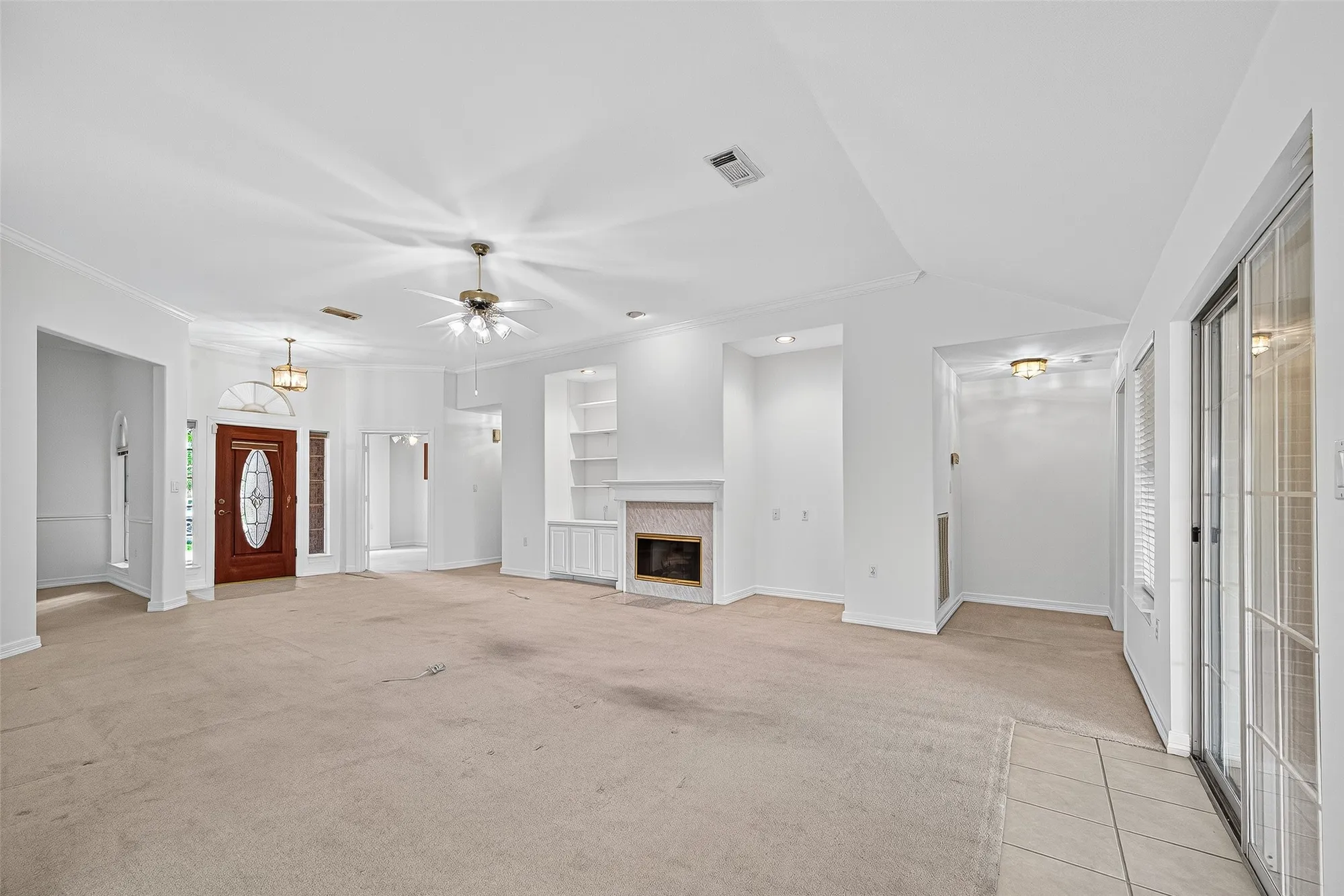 Property Slideshow image 14 of 46 | 3943 e peach hollow cir, Pearland, TX, 77584