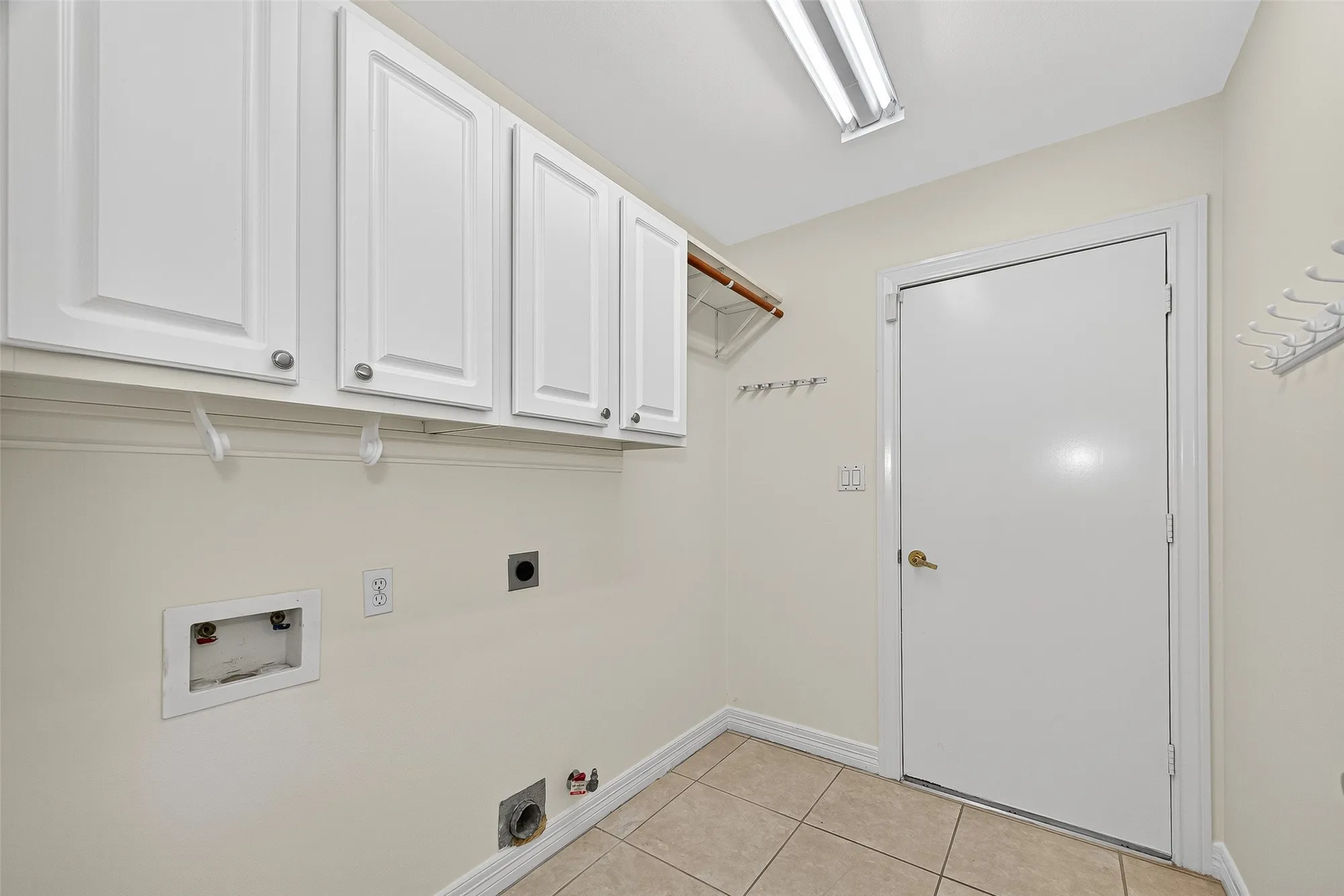 Property Slideshow image 29 of 46 | 3943 e peach hollow cir, Pearland, TX, 77584